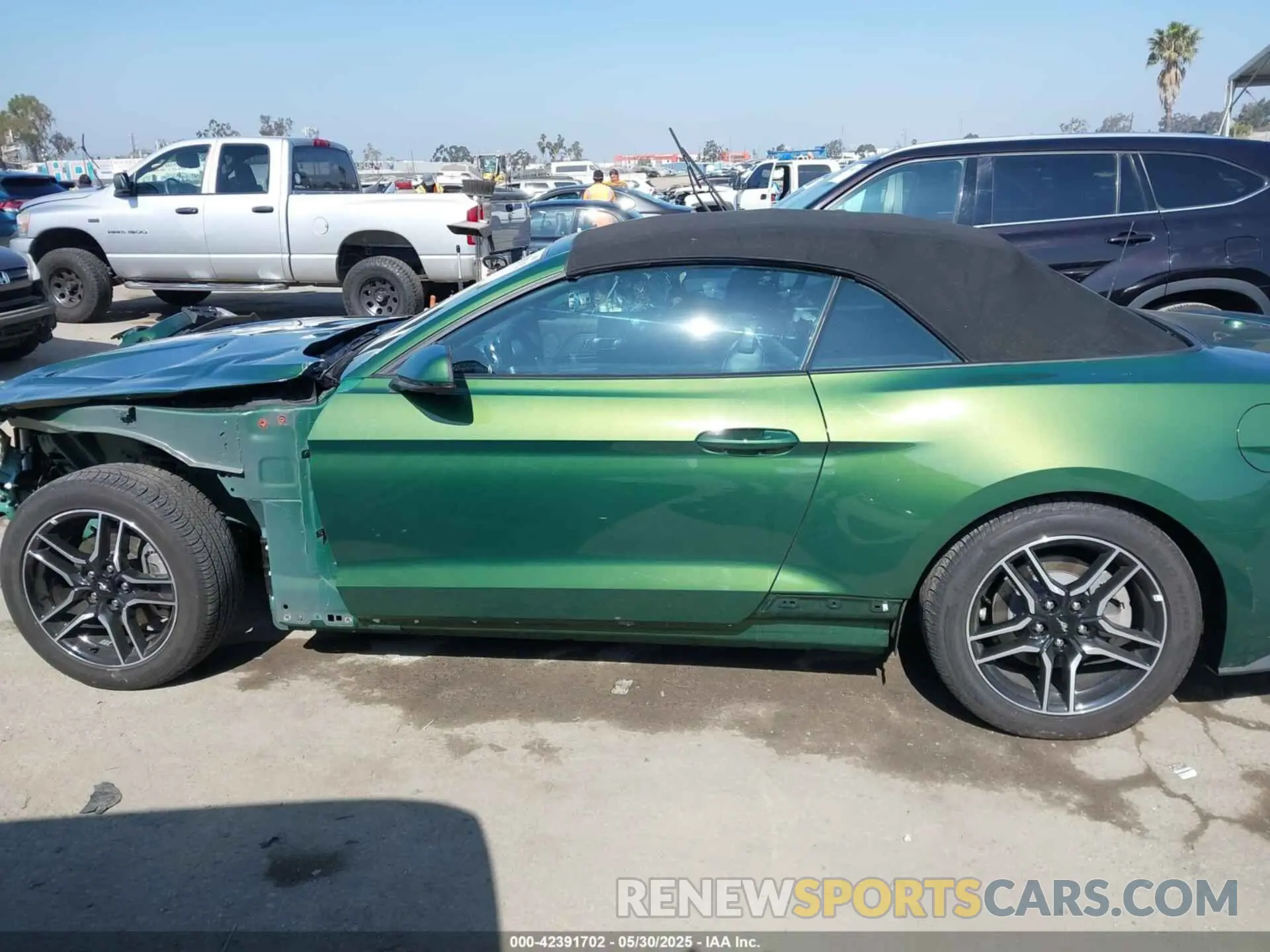 15 Photograph of a damaged car 1FATP8UH3P5100099 FORD MUSTANG 2023