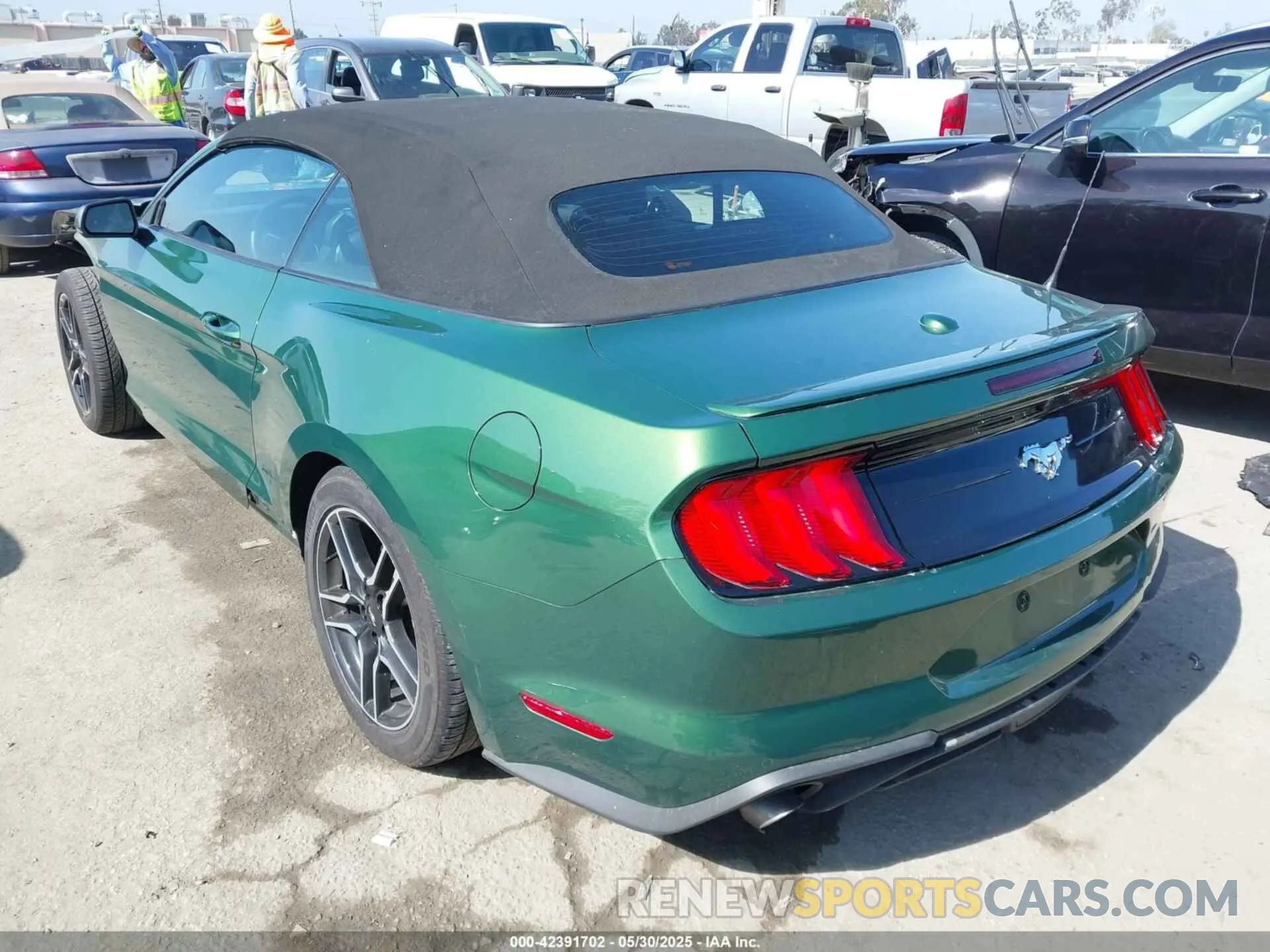 3 Photograph of a damaged car 1FATP8UH3P5100099 FORD MUSTANG 2023
