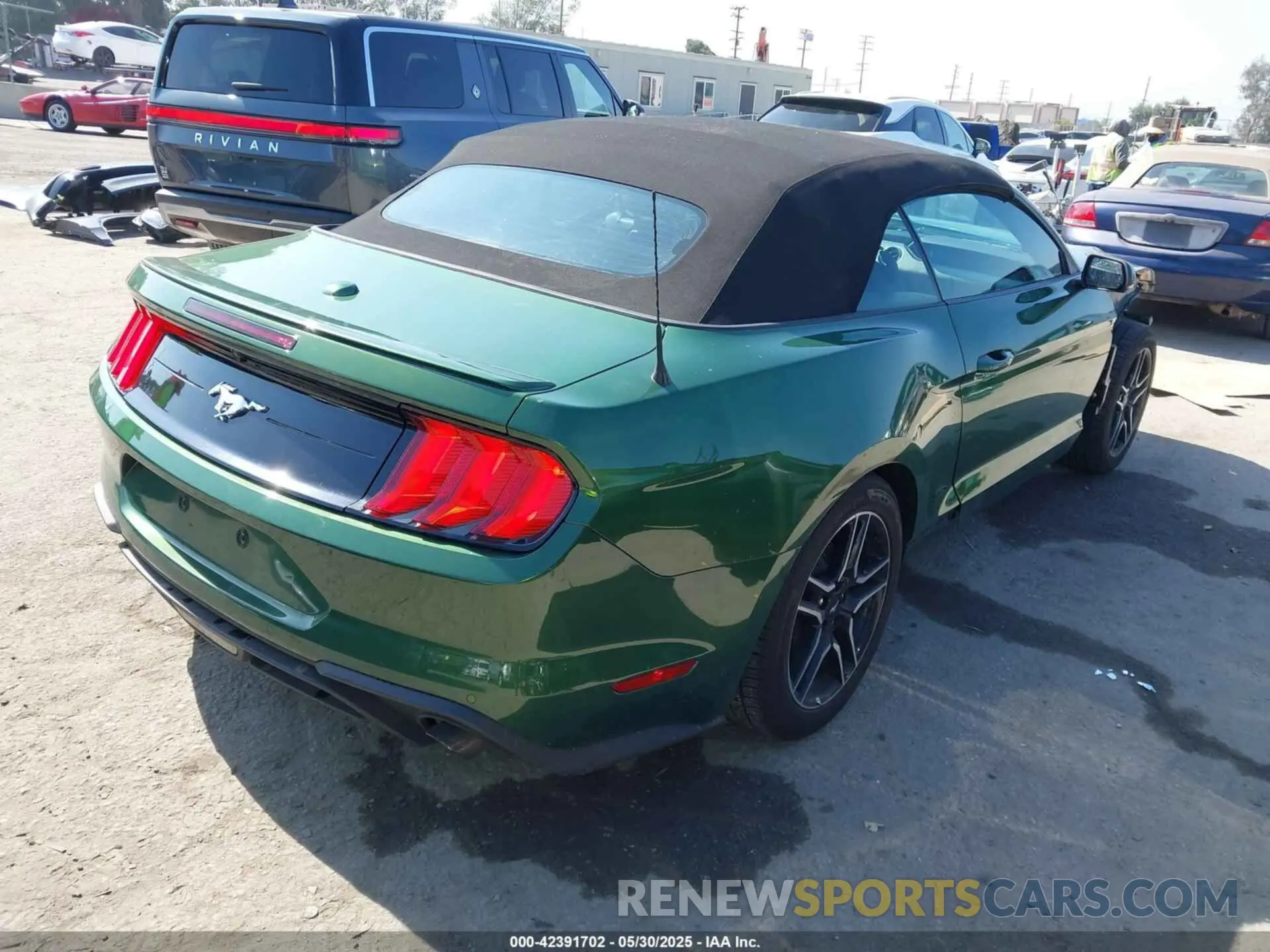 4 Photograph of a damaged car 1FATP8UH3P5100099 FORD MUSTANG 2023