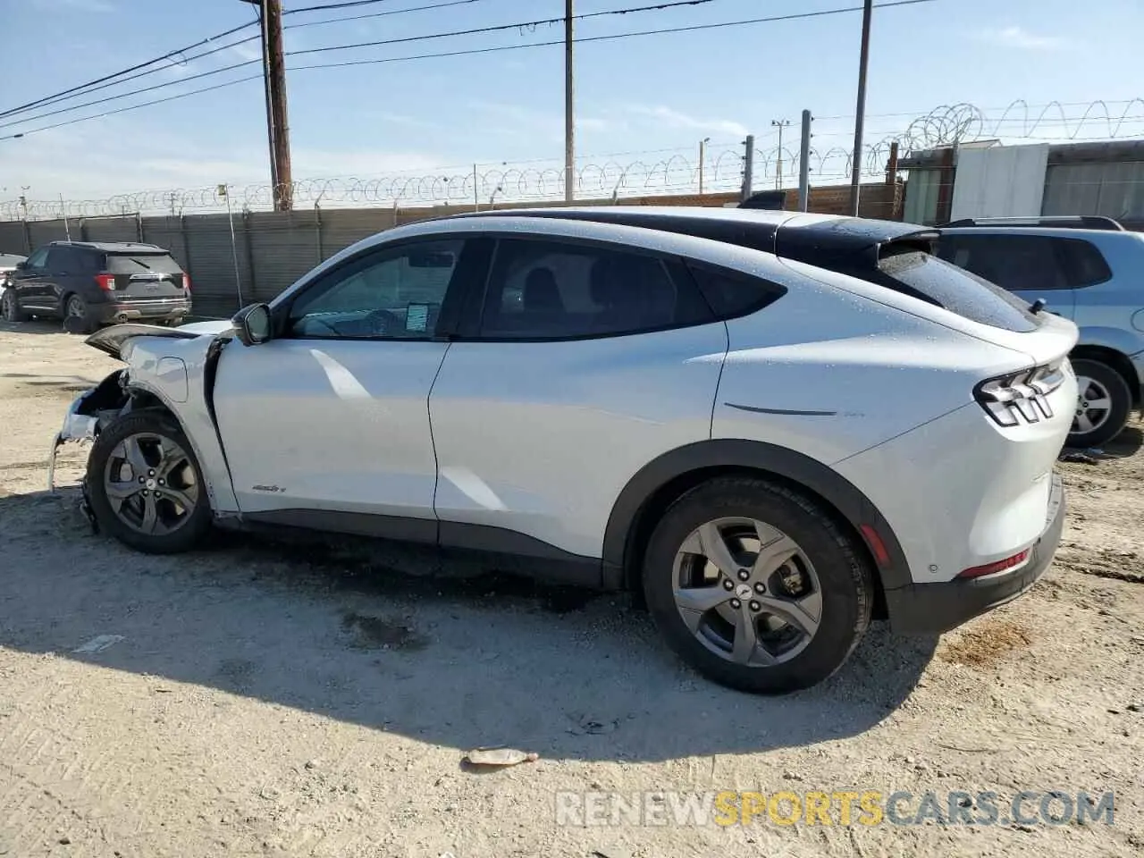 2 Photograph of a damaged car 3FMTK1RM0PMA07097 FORD MUSTANG 2023