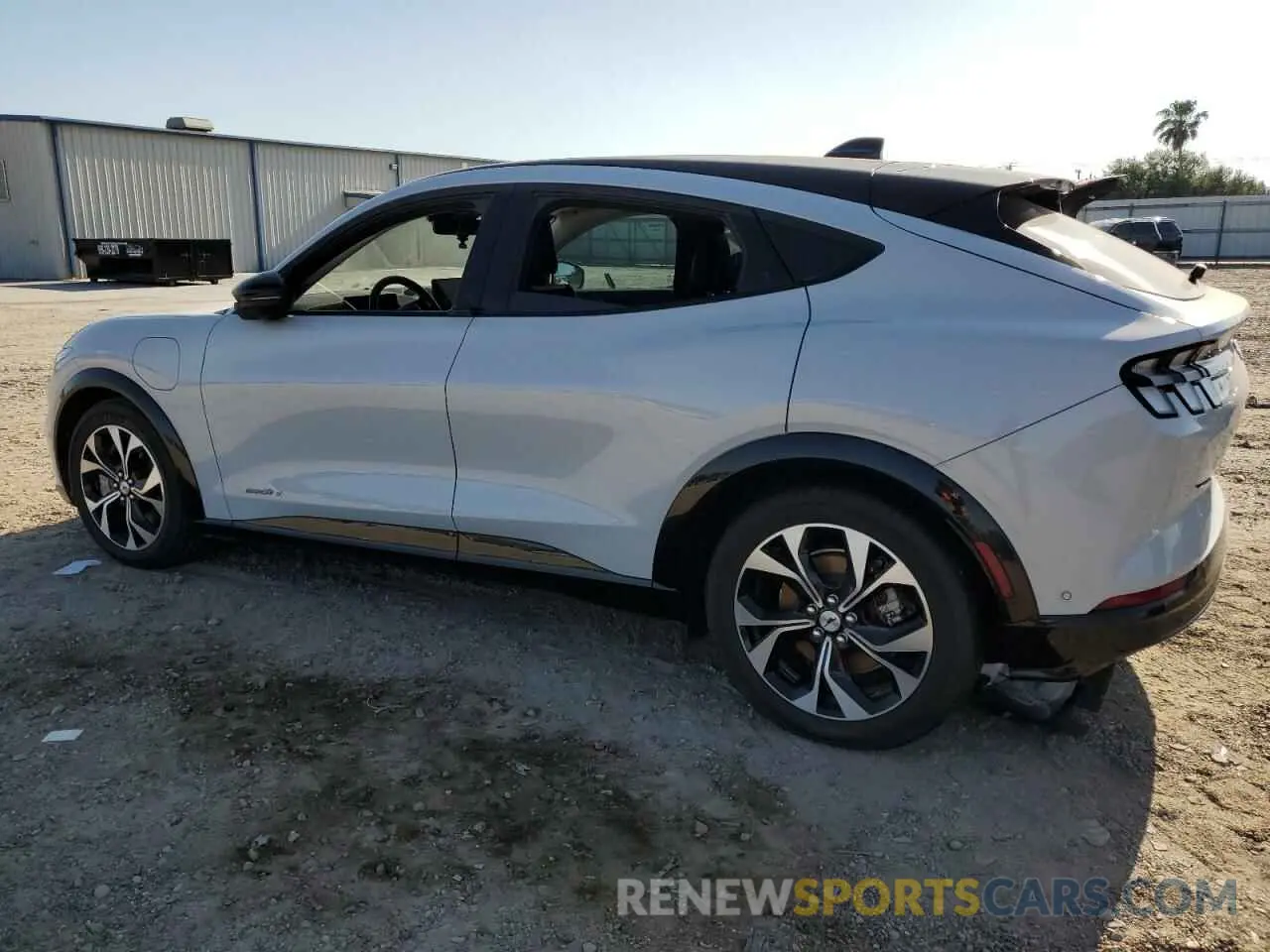 2 Photograph of a damaged car 3FMTK3RM2PMA31574 FORD MUSTANG 2023