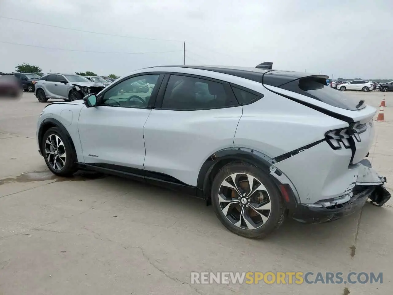 2 Photograph of a damaged car 3FMTK3RM3PMA31793 FORD MUSTANG 2023
