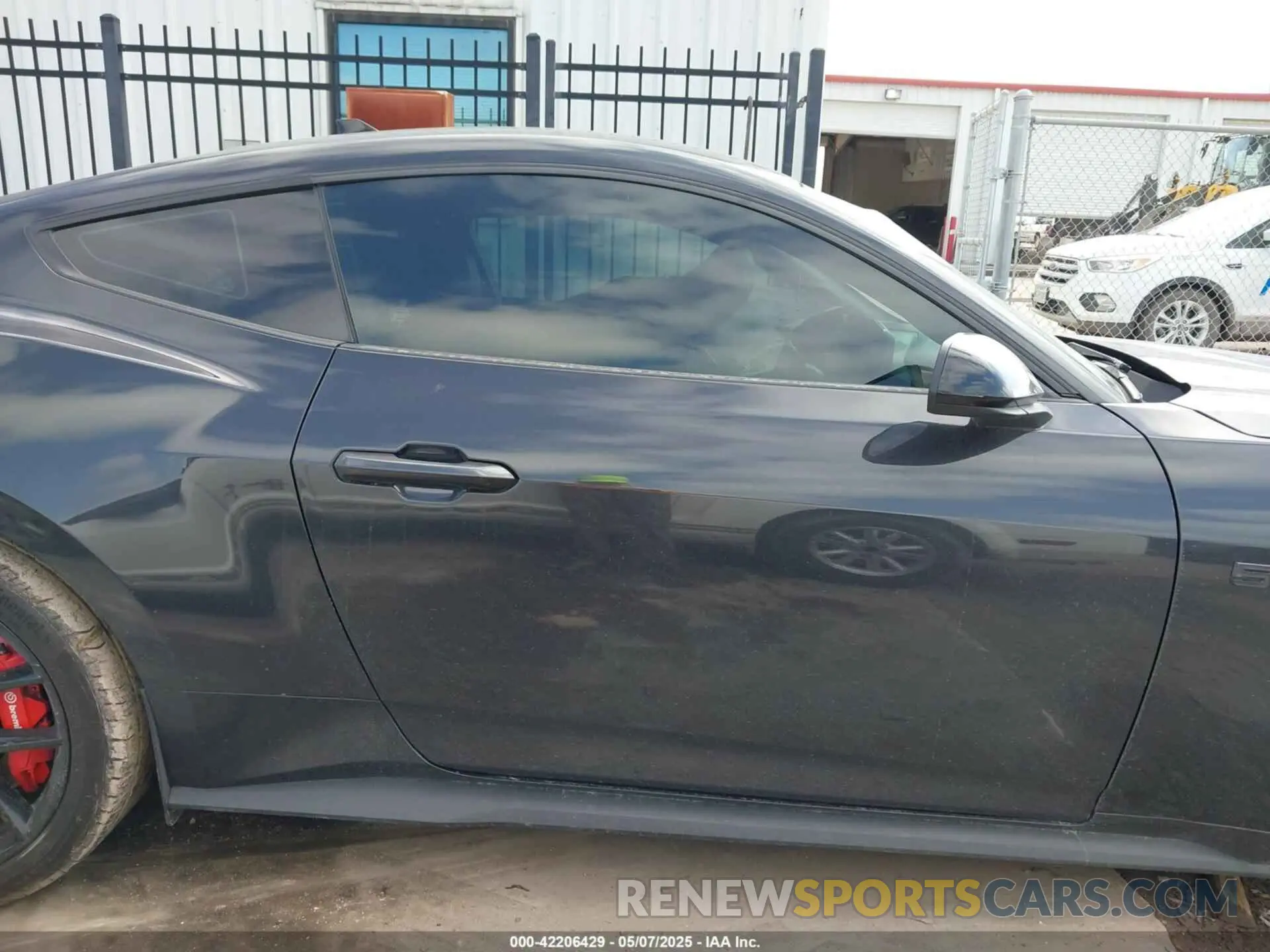 14 Photograph of a damaged car 1FA6P8CF0R5411098 FORD MUSTANG 2024