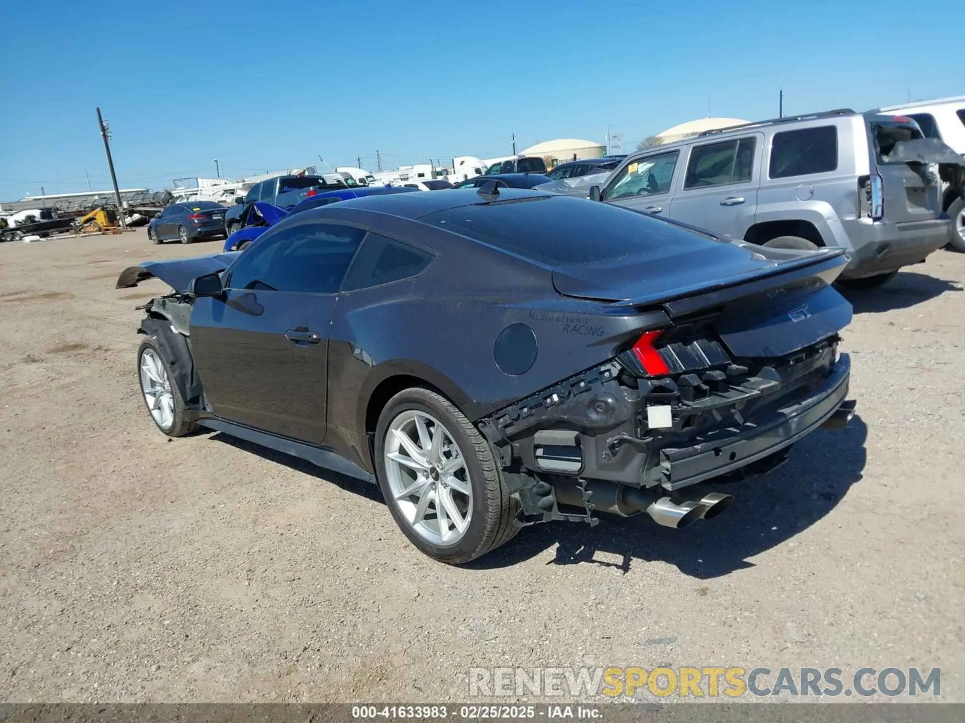15 Photograph of a damaged car 1FA6P8CF0R5414728 FORD MUSTANG 2024