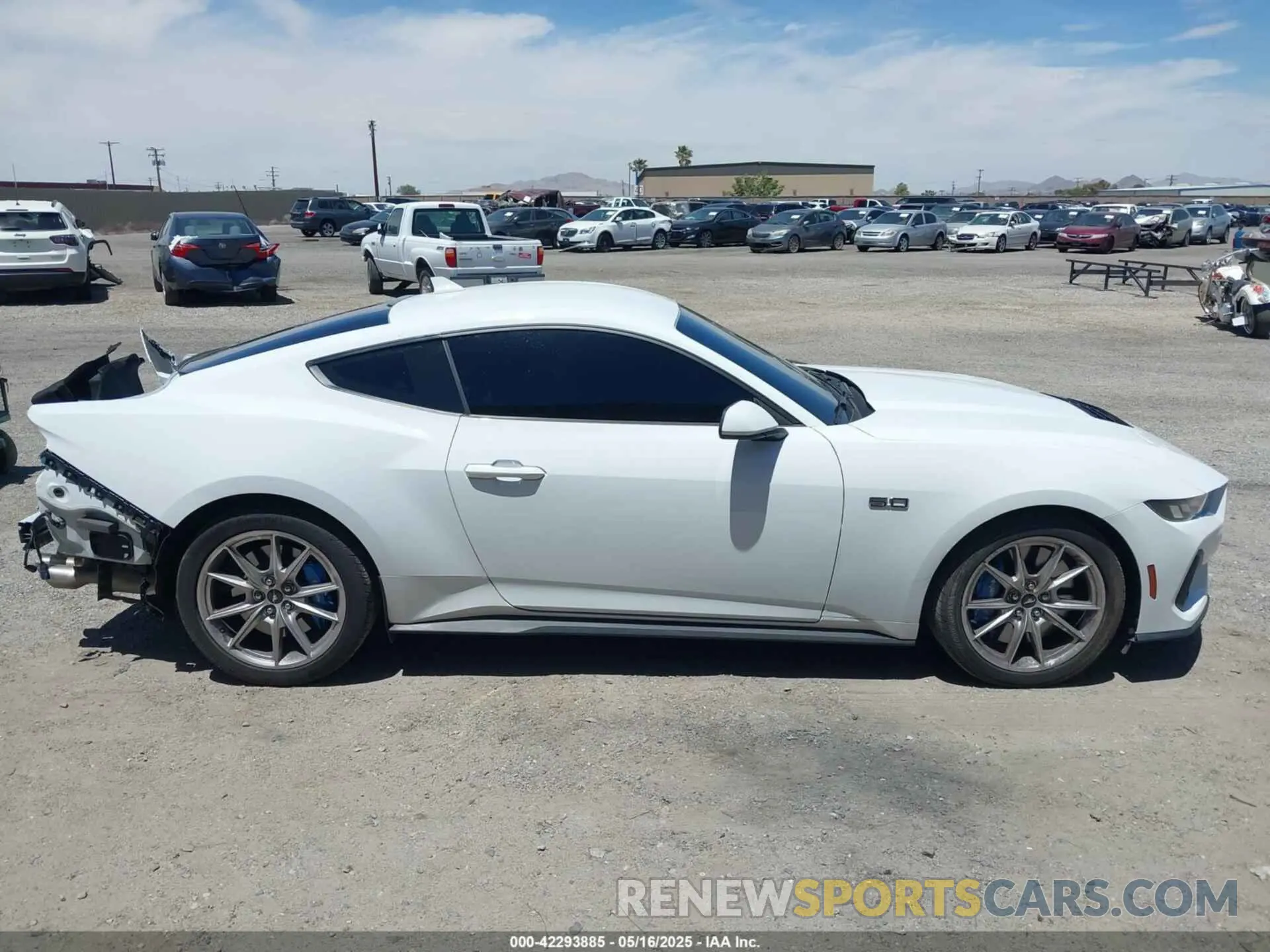 14 Photograph of a damaged car 1FA6P8CF1R5412664 FORD MUSTANG 2024