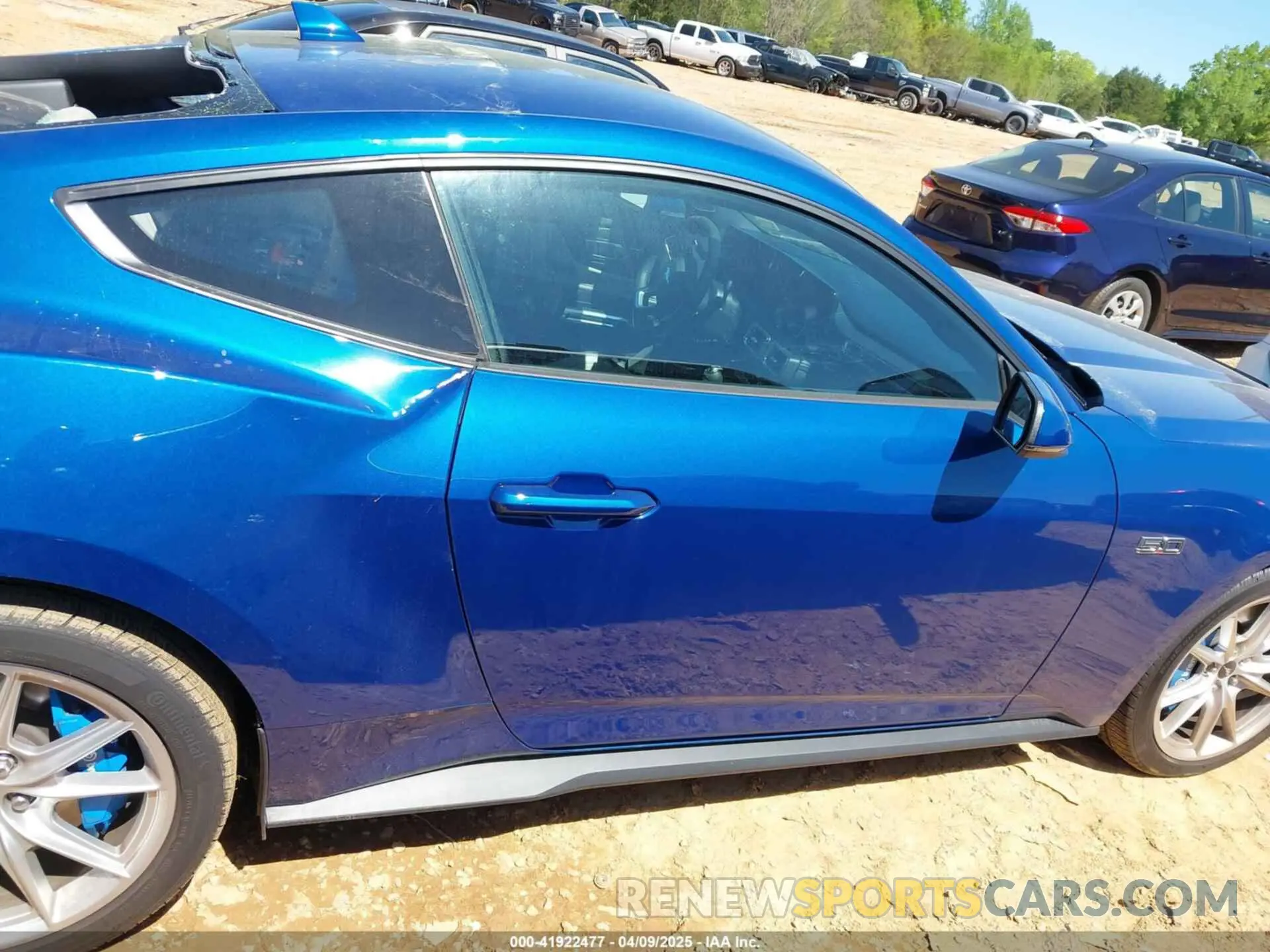 13 Photograph of a damaged car 1FA6P8CF1R5420604 FORD MUSTANG 2024