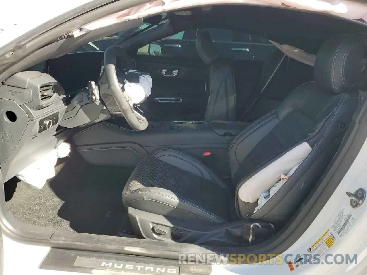7 Photograph of a damaged car 1FA6P8CF1R5426869 FORD MUSTANG 2024