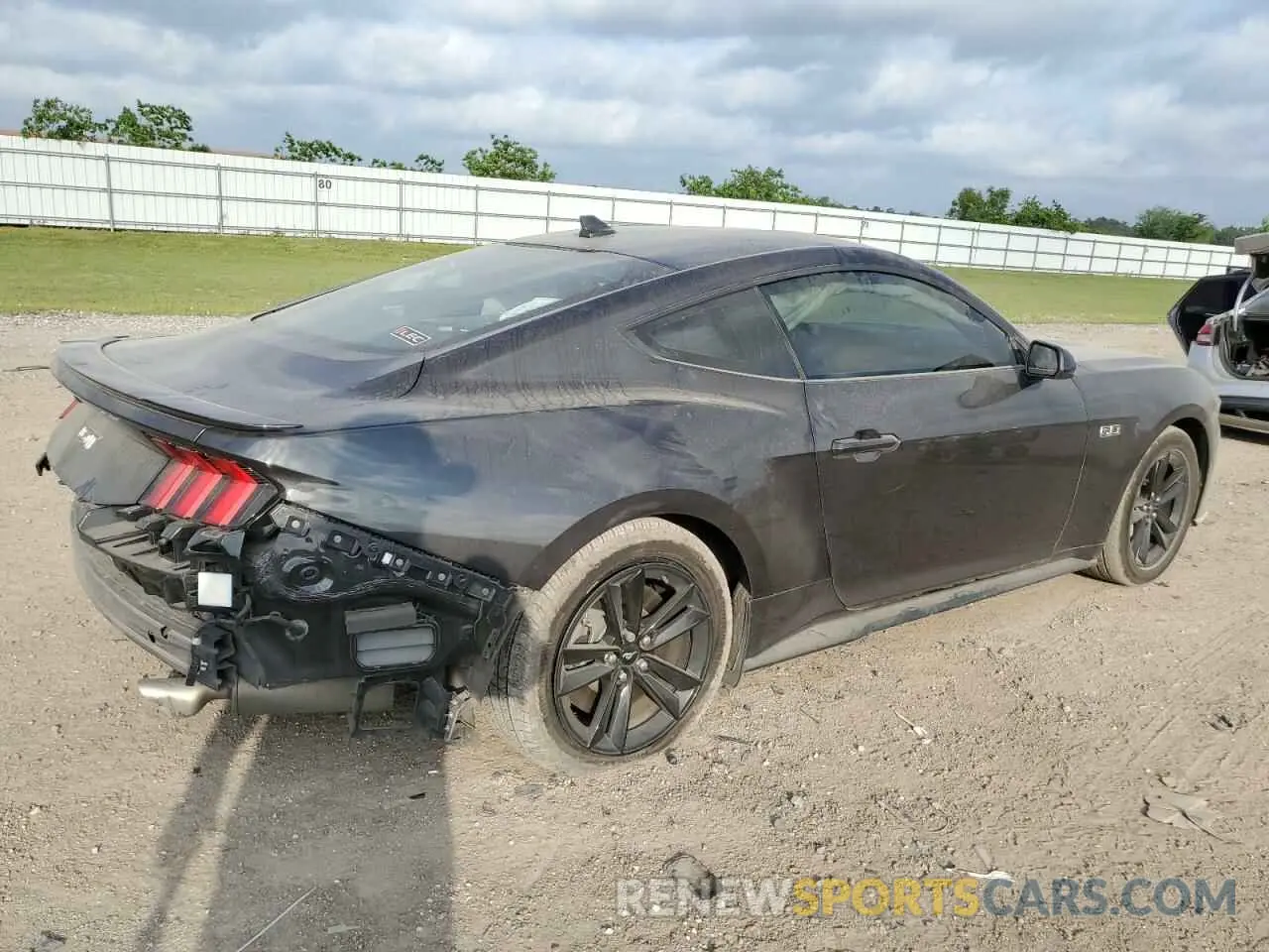 3 Photograph of a damaged car 1FA6P8CF2R5412592 FORD MUSTANG 2024