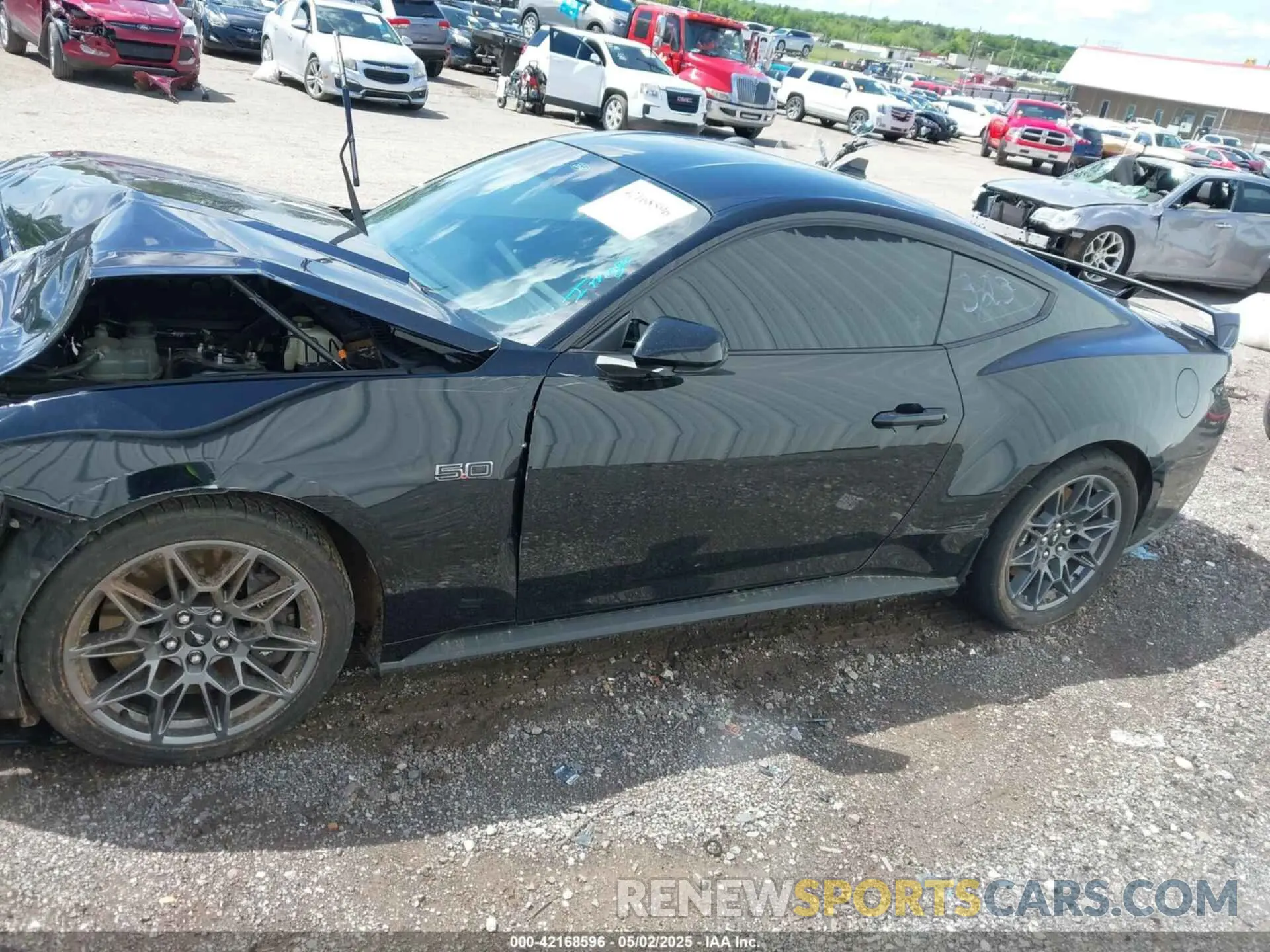 14 Photograph of a damaged car 1FA6P8CF3R5401875 FORD MUSTANG 2024