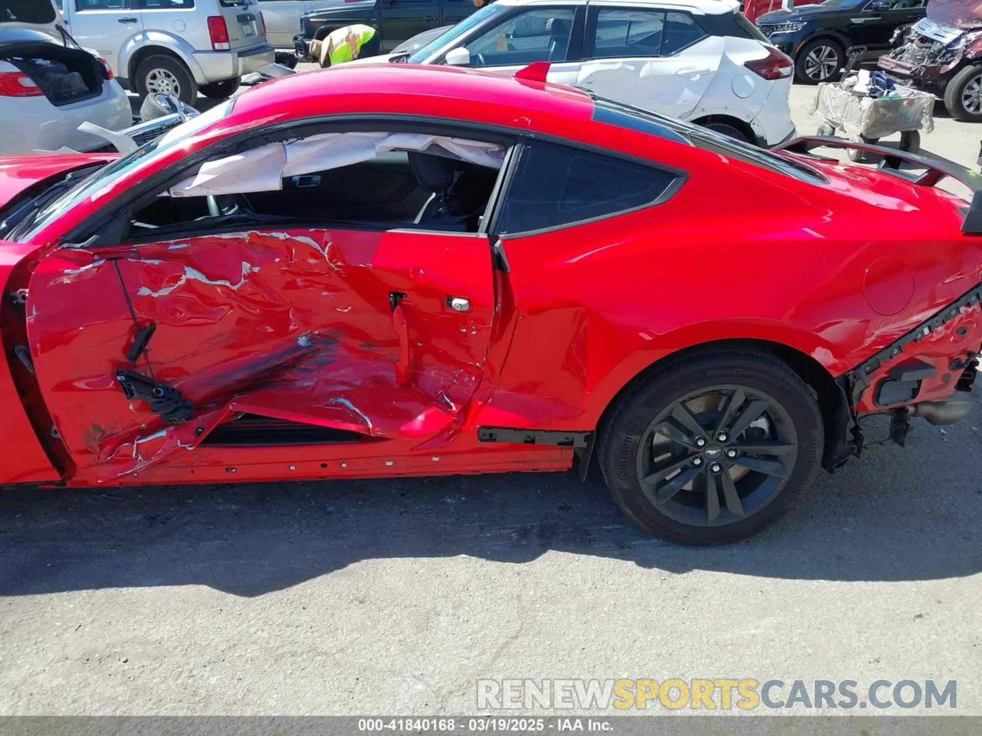 19 Photograph of a damaged car 1FA6P8CF3R5420748 FORD MUSTANG 2024