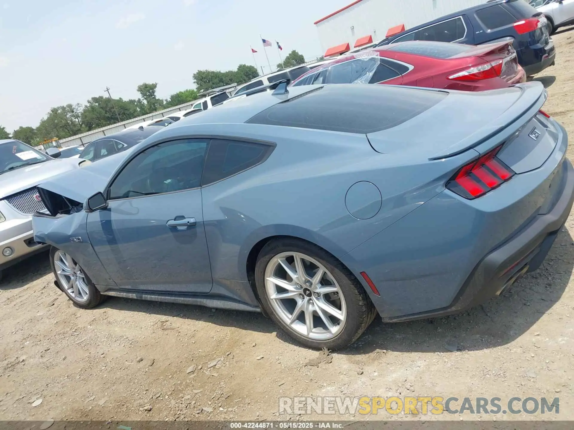 15 Photograph of a damaged car 1FA6P8CF3R5432110 FORD MUSTANG 2024