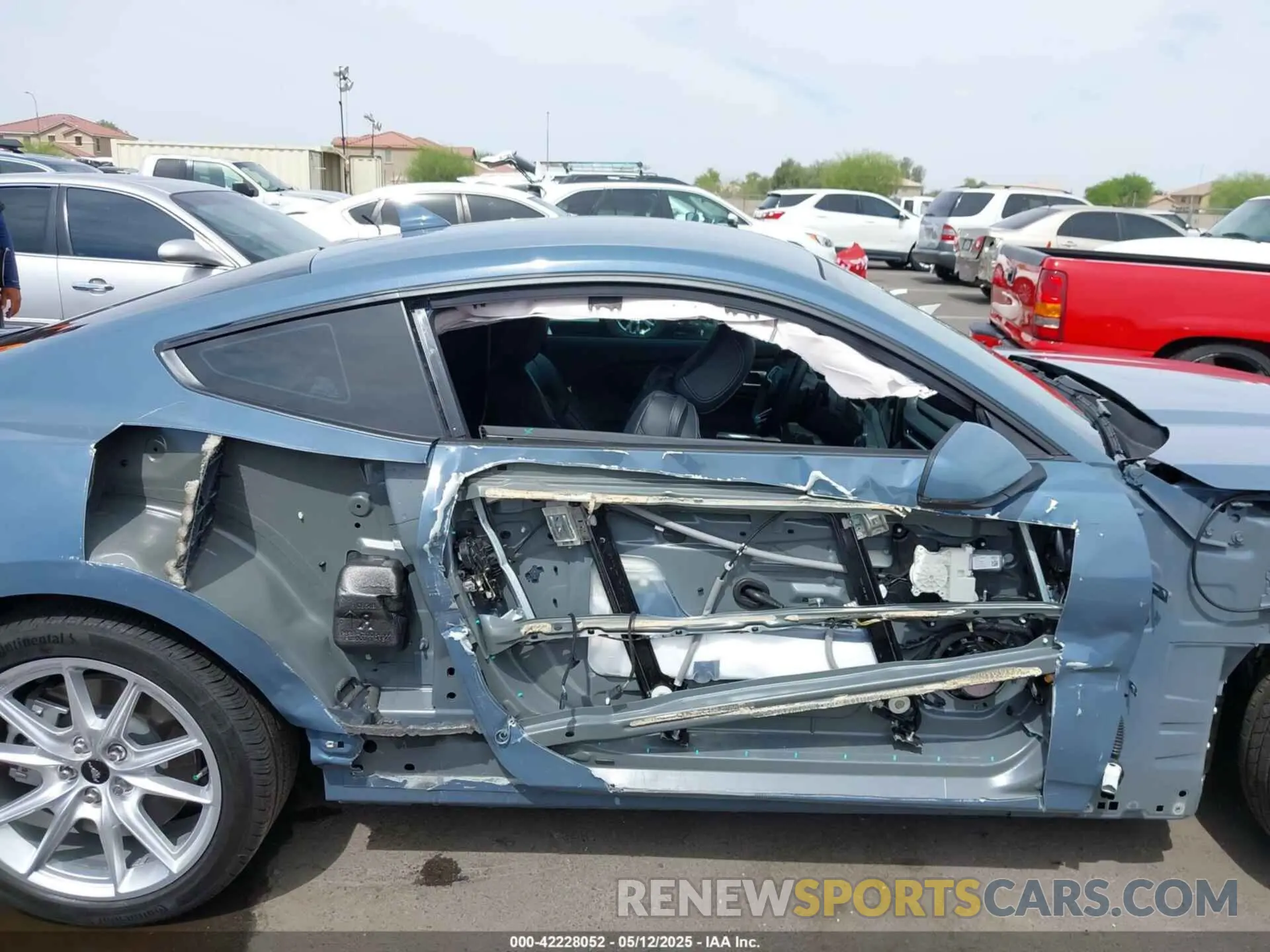 14 Photograph of a damaged car 1FA6P8CF5R5407998 FORD MUSTANG 2024