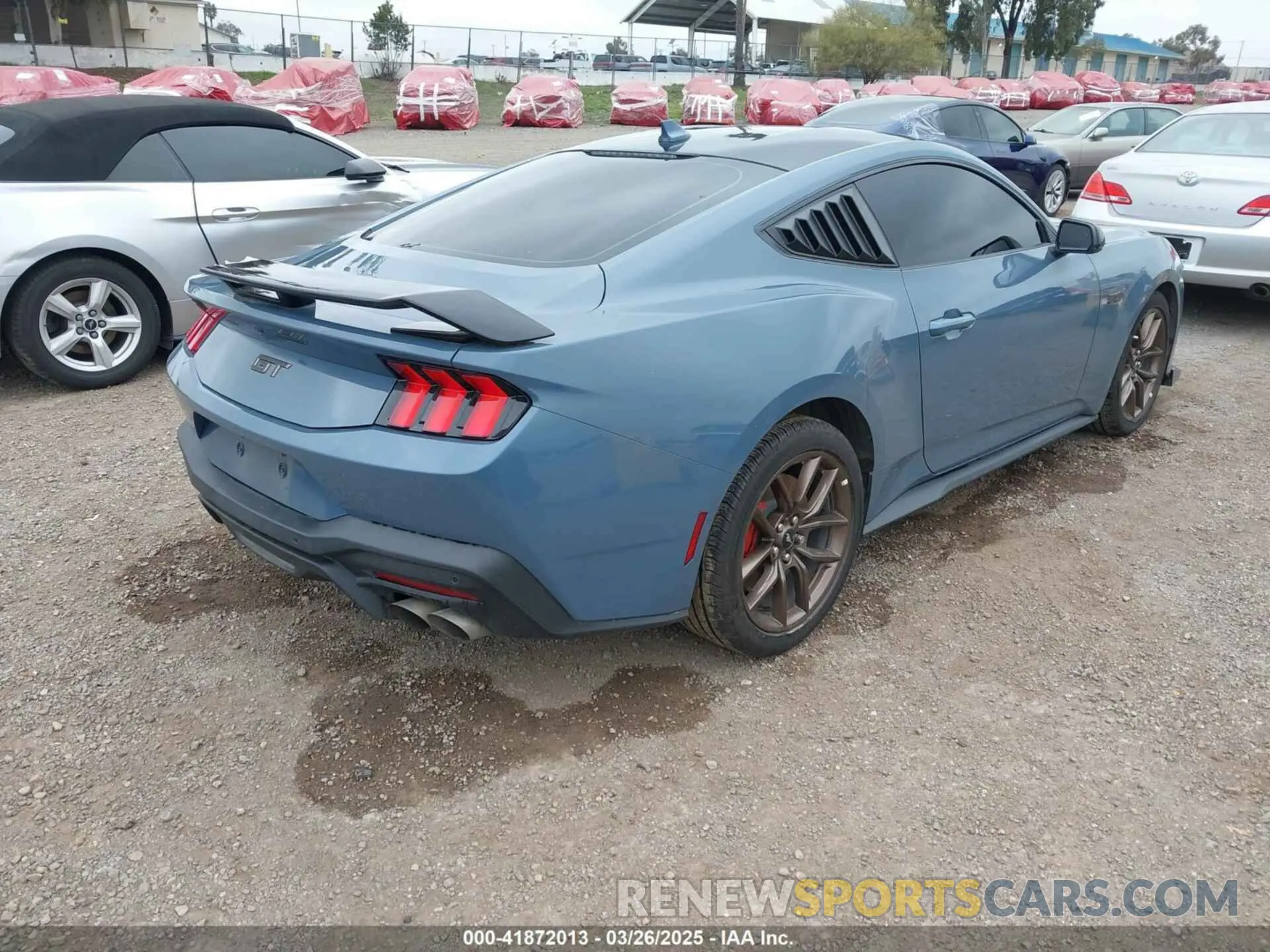 4 Photograph of a damaged car 1FA6P8CF5R5435378 FORD MUSTANG 2024