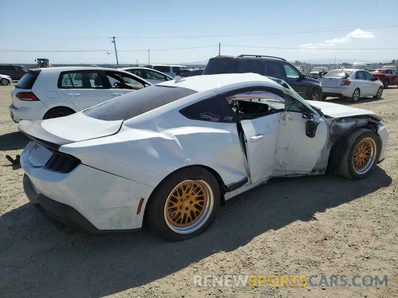 3 Photograph of a damaged car 1FA6P8CF6R5416922 FORD MUSTANG 2024