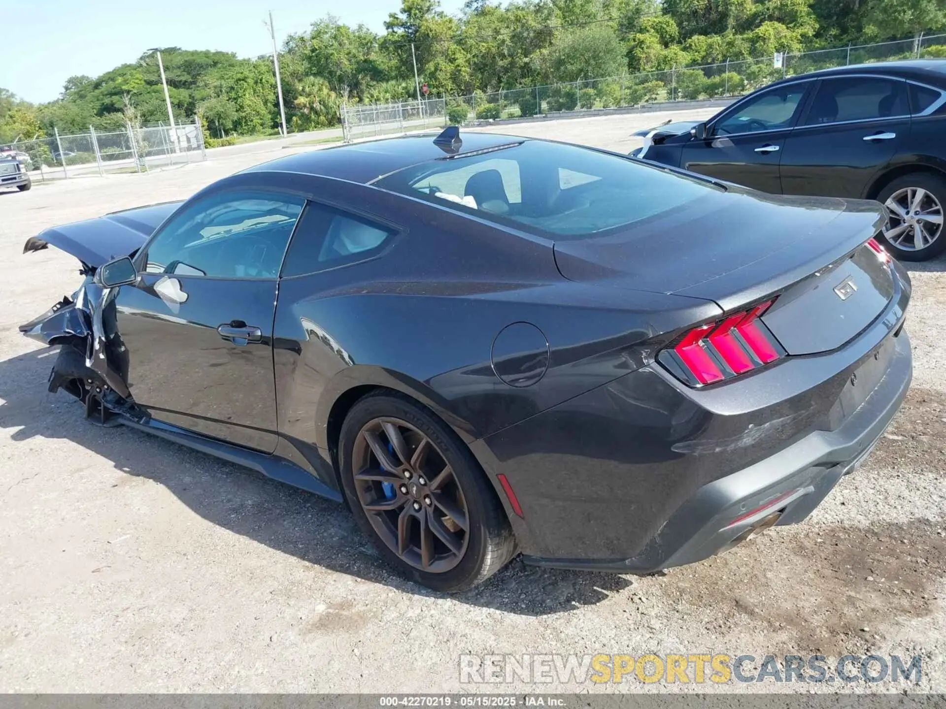 3 Photograph of a damaged car 1FA6P8CF7R5412314 FORD MUSTANG 2024