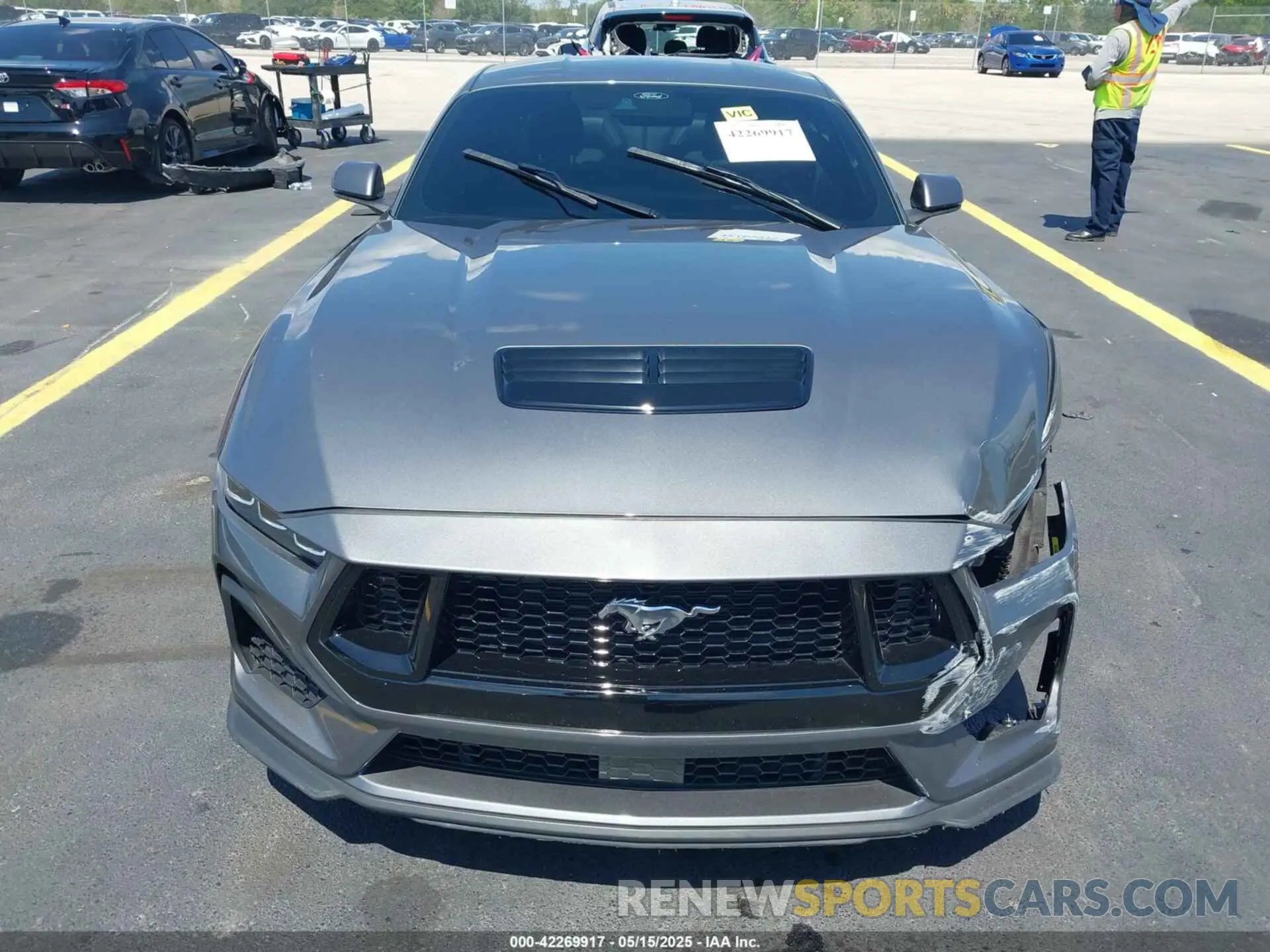 12 Photograph of a damaged car 1FA6P8CF8R5404304 FORD MUSTANG 2024