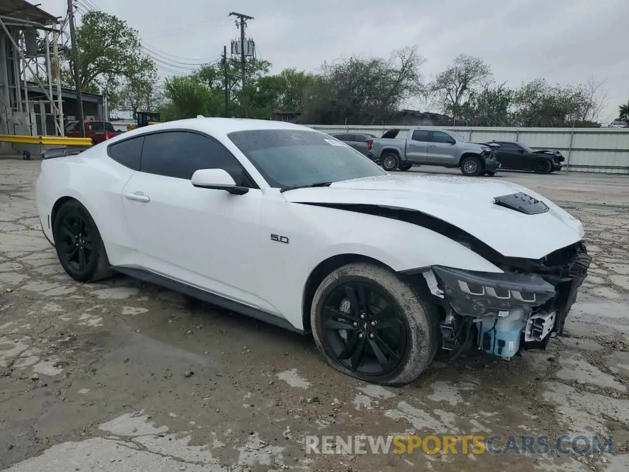 4 Photograph of a damaged car 1FA6P8CF8R5428697 FORD MUSTANG 2024