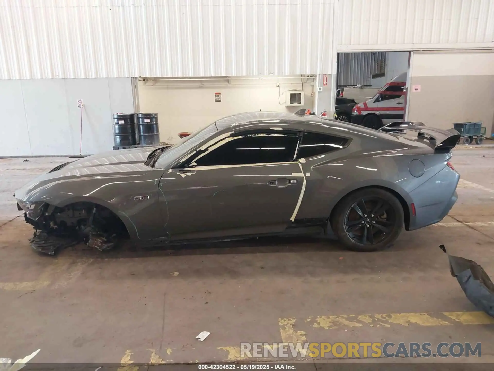 15 Photograph of a damaged car 1FA6P8CF9R5419104 FORD MUSTANG 2024
