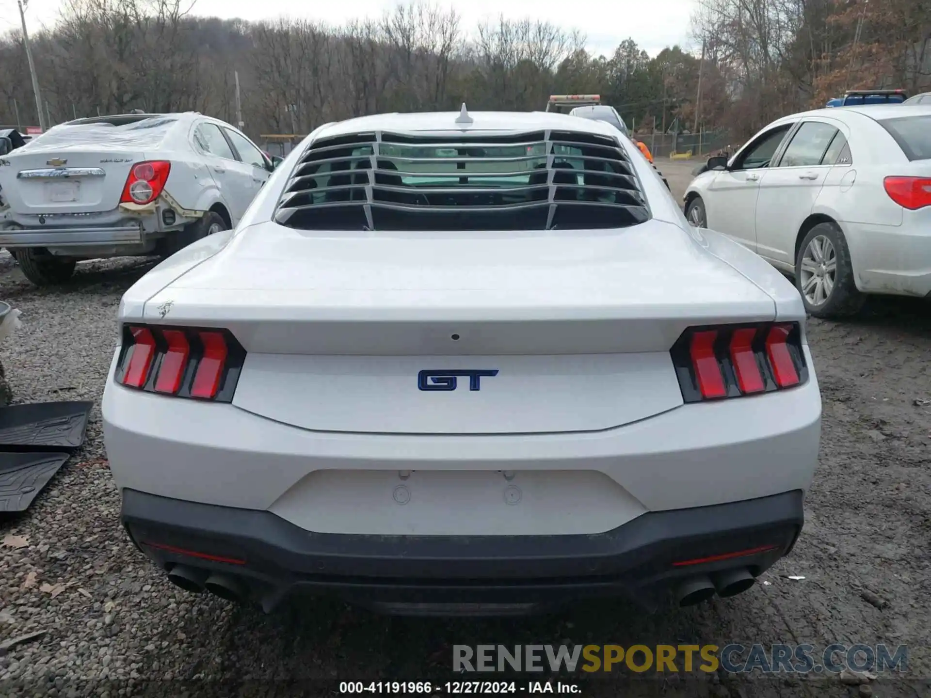 16 Photograph of a damaged car 1FA6P8CFXR5421122 FORD MUSTANG 2024