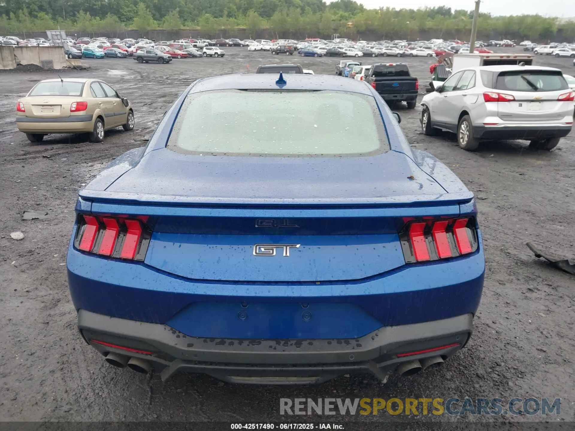 16 Photograph of a damaged car 1FA6P8CFXR5422268 FORD MUSTANG 2024