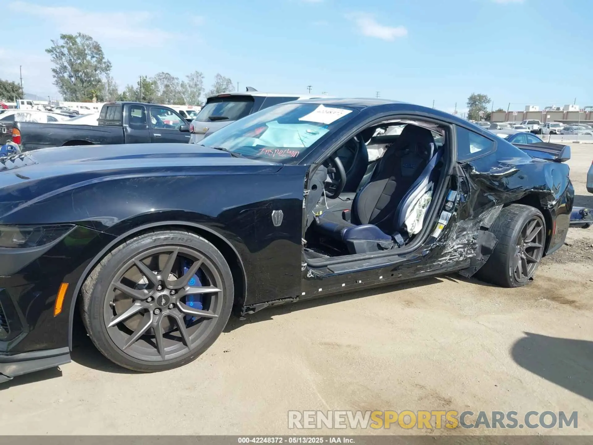 15 Photograph of a damaged car 1FA6P8R0XR5507436 FORD MUSTANG 2024
