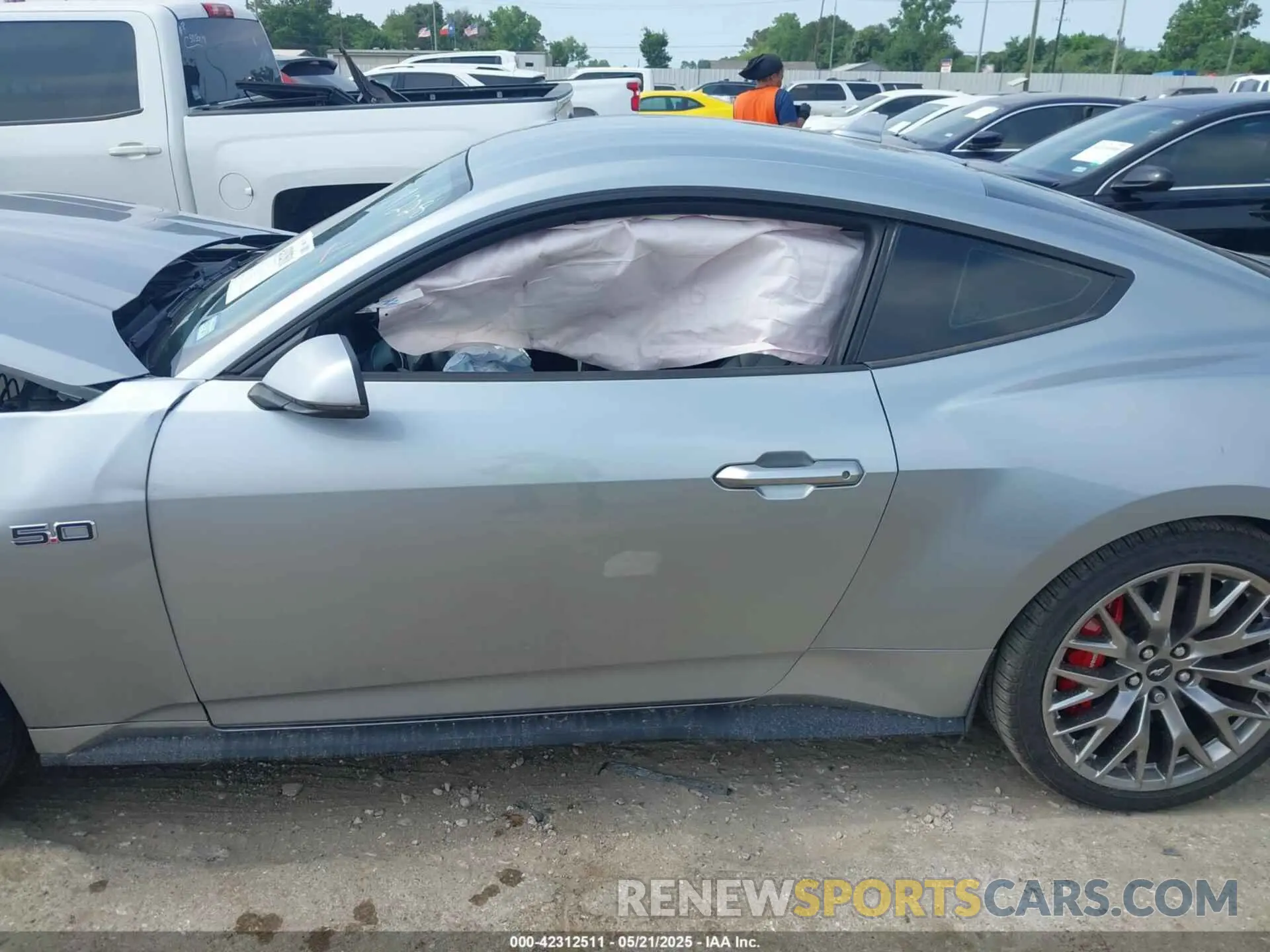 14 Photograph of a damaged car 1FA6P8TF5R5424803 FORD MUSTANG 2024
