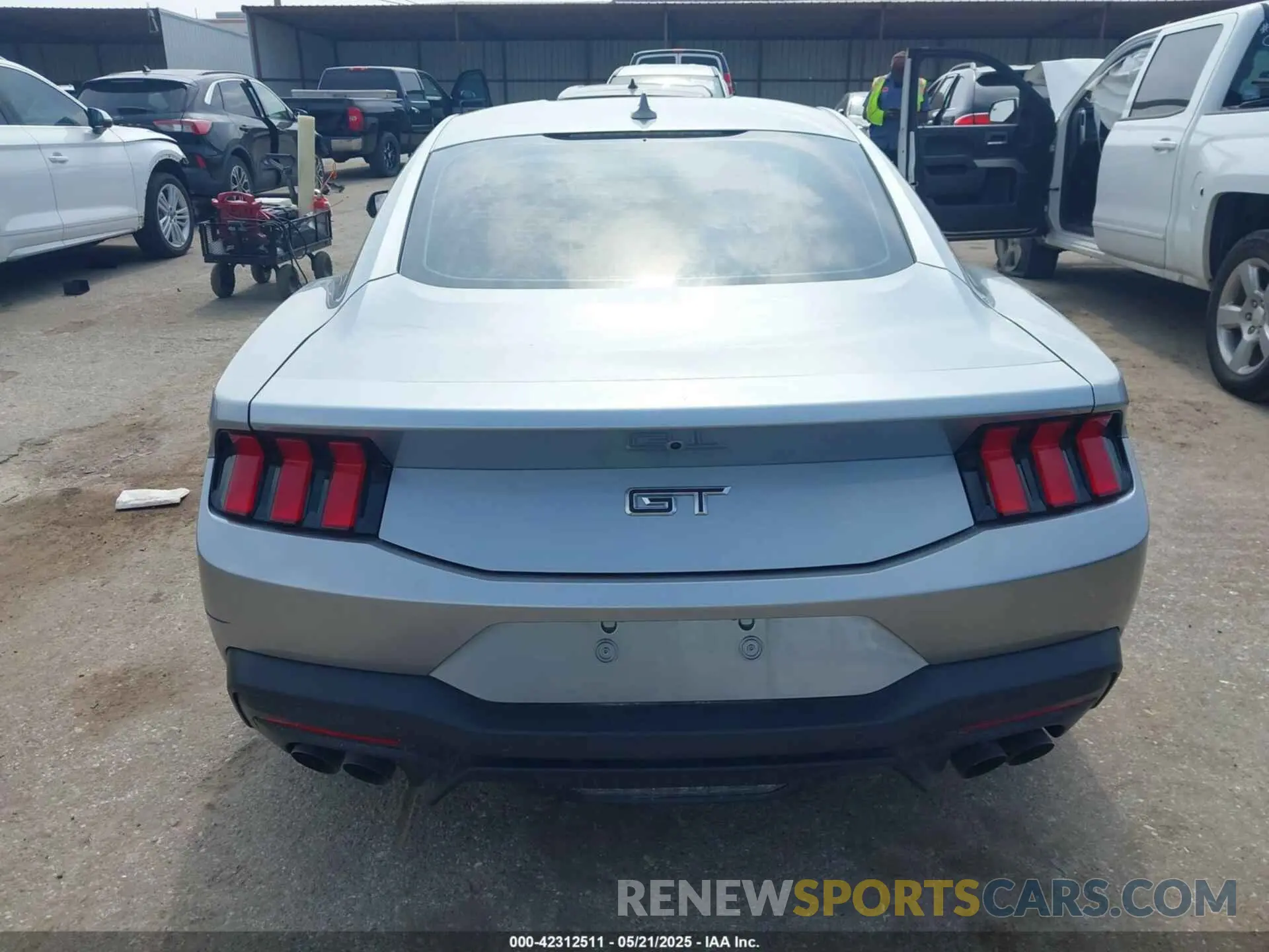 16 Photograph of a damaged car 1FA6P8TF5R5424803 FORD MUSTANG 2024
