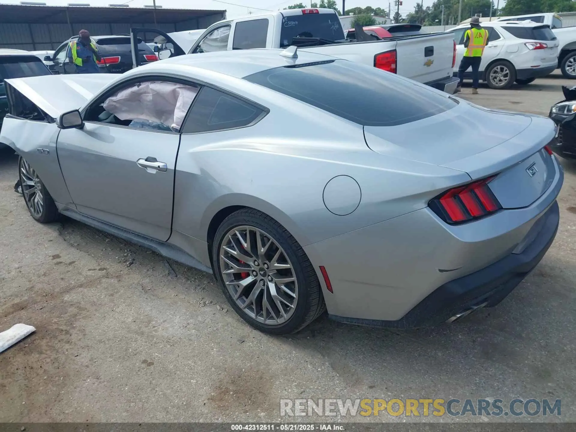 3 Photograph of a damaged car 1FA6P8TF5R5424803 FORD MUSTANG 2024