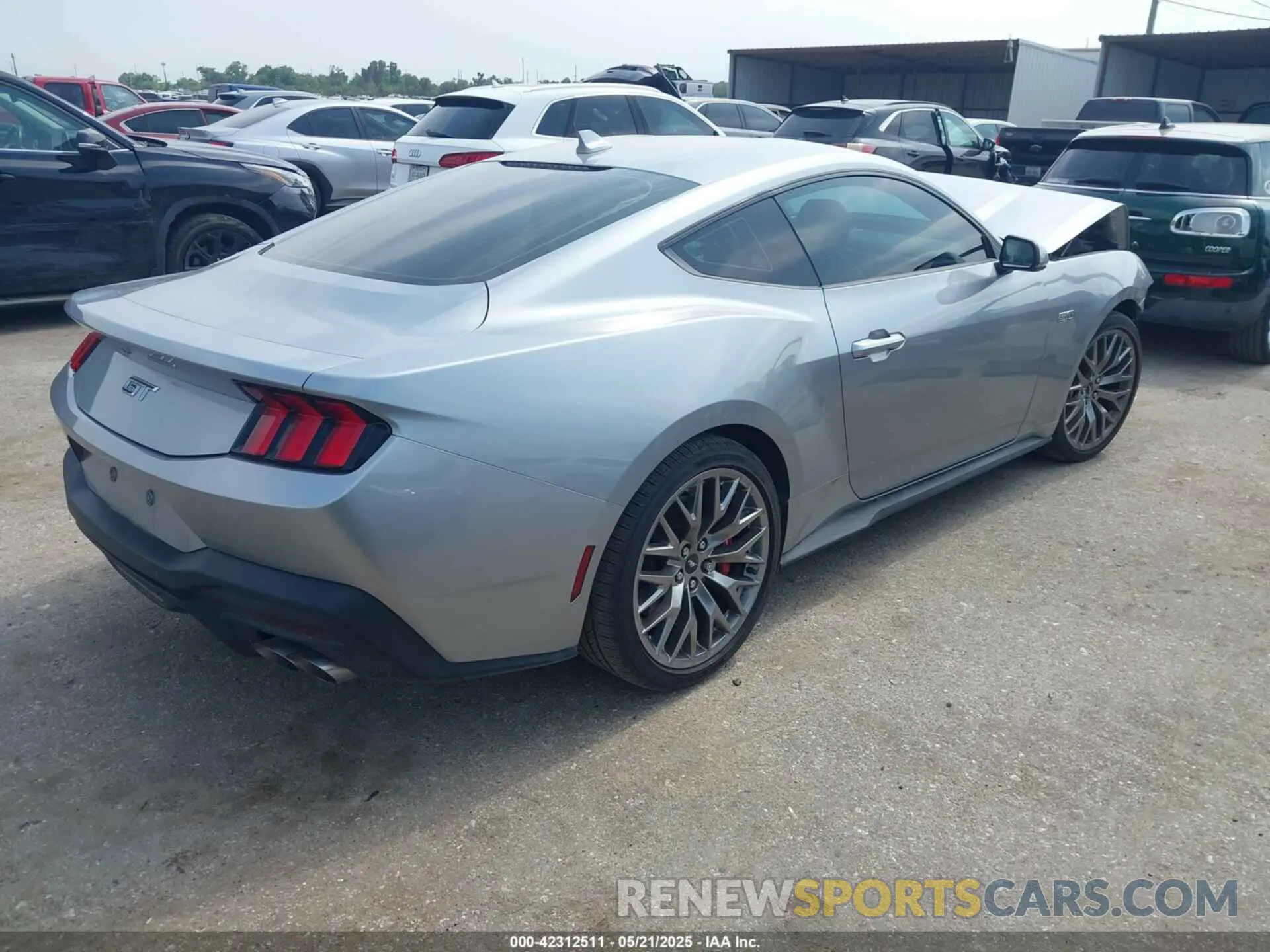 4 Photograph of a damaged car 1FA6P8TF5R5424803 FORD MUSTANG 2024