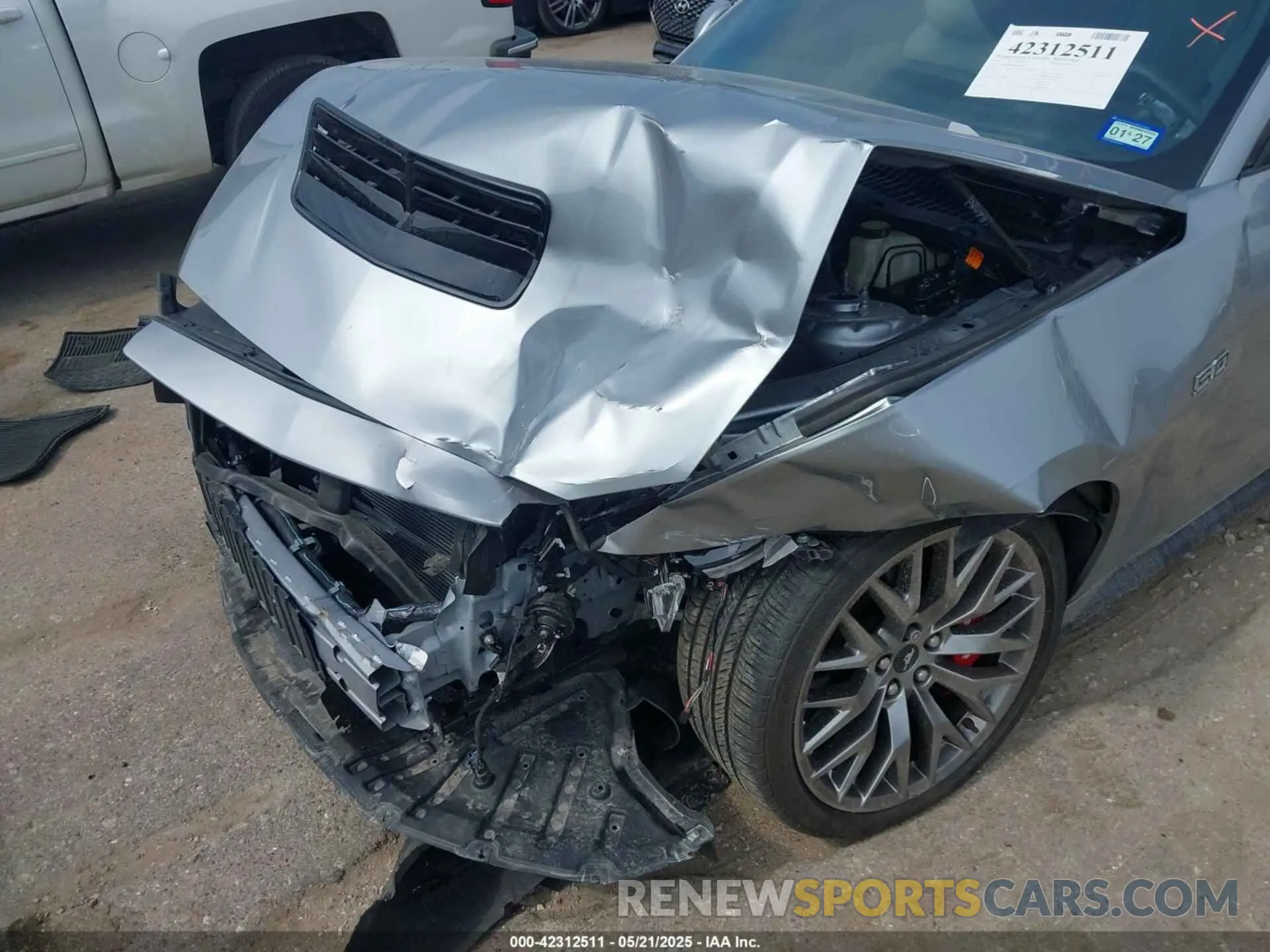 6 Photograph of a damaged car 1FA6P8TF5R5424803 FORD MUSTANG 2024
