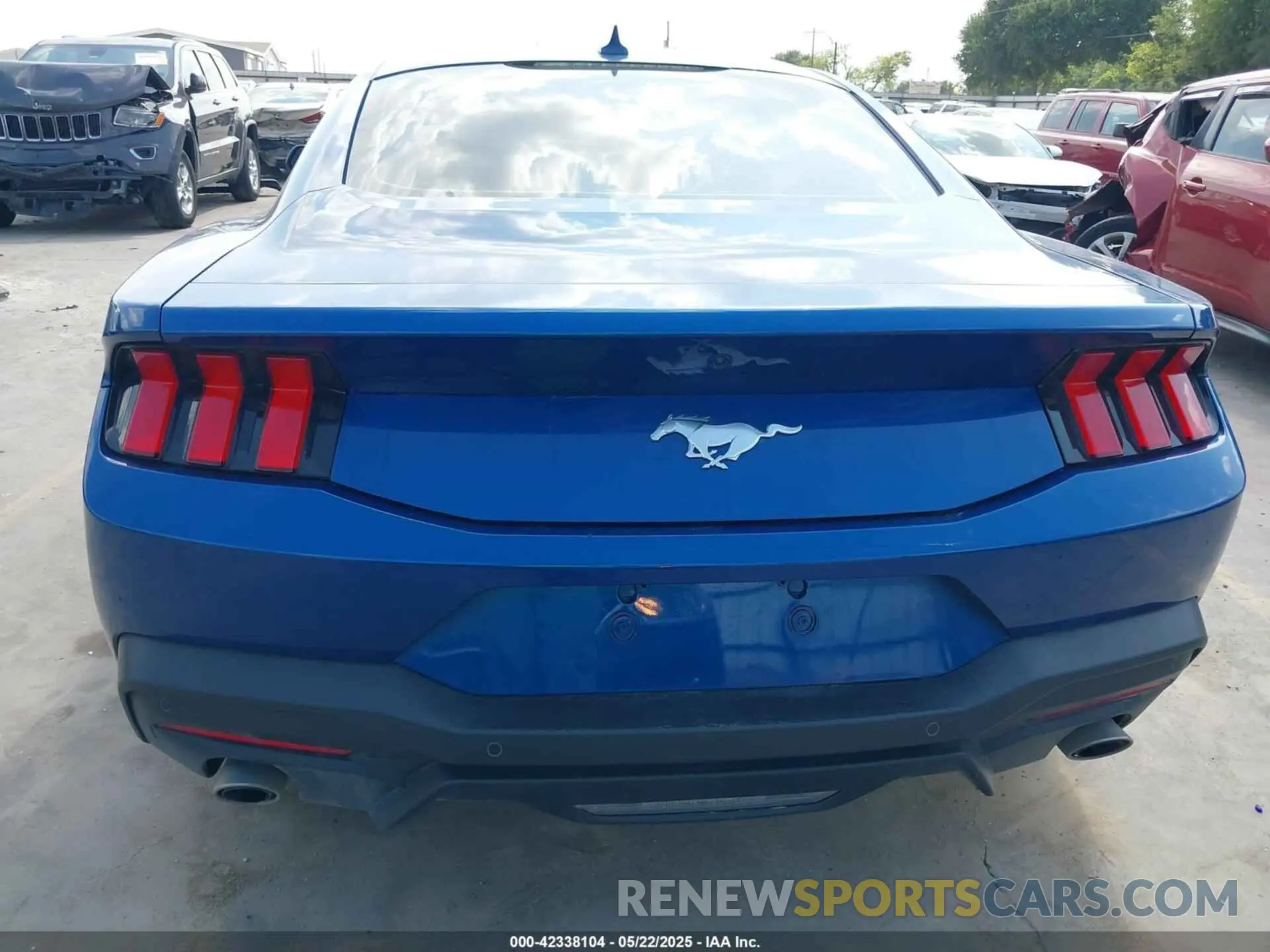 16 Photograph of a damaged car 1FA6P8TH0R5142067 FORD MUSTANG 2024