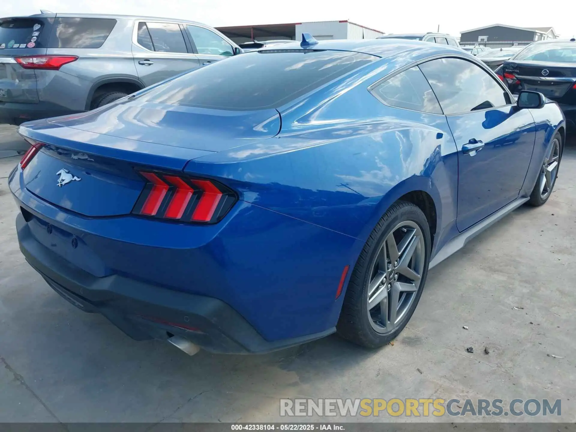 4 Photograph of a damaged car 1FA6P8TH0R5142067 FORD MUSTANG 2024