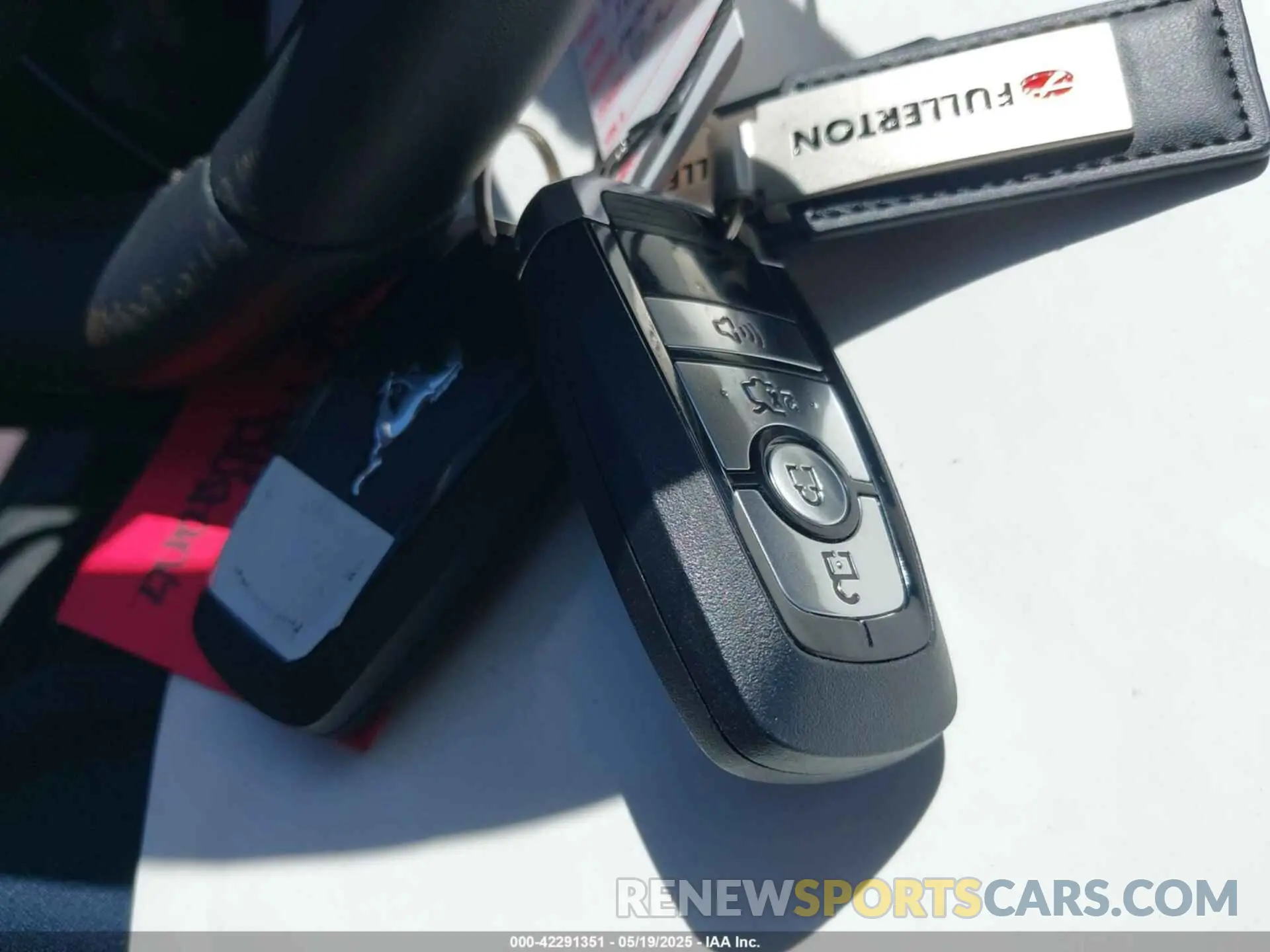 11 Photograph of a damaged car 1FA6P8TH0R5149827 FORD MUSTANG 2024
