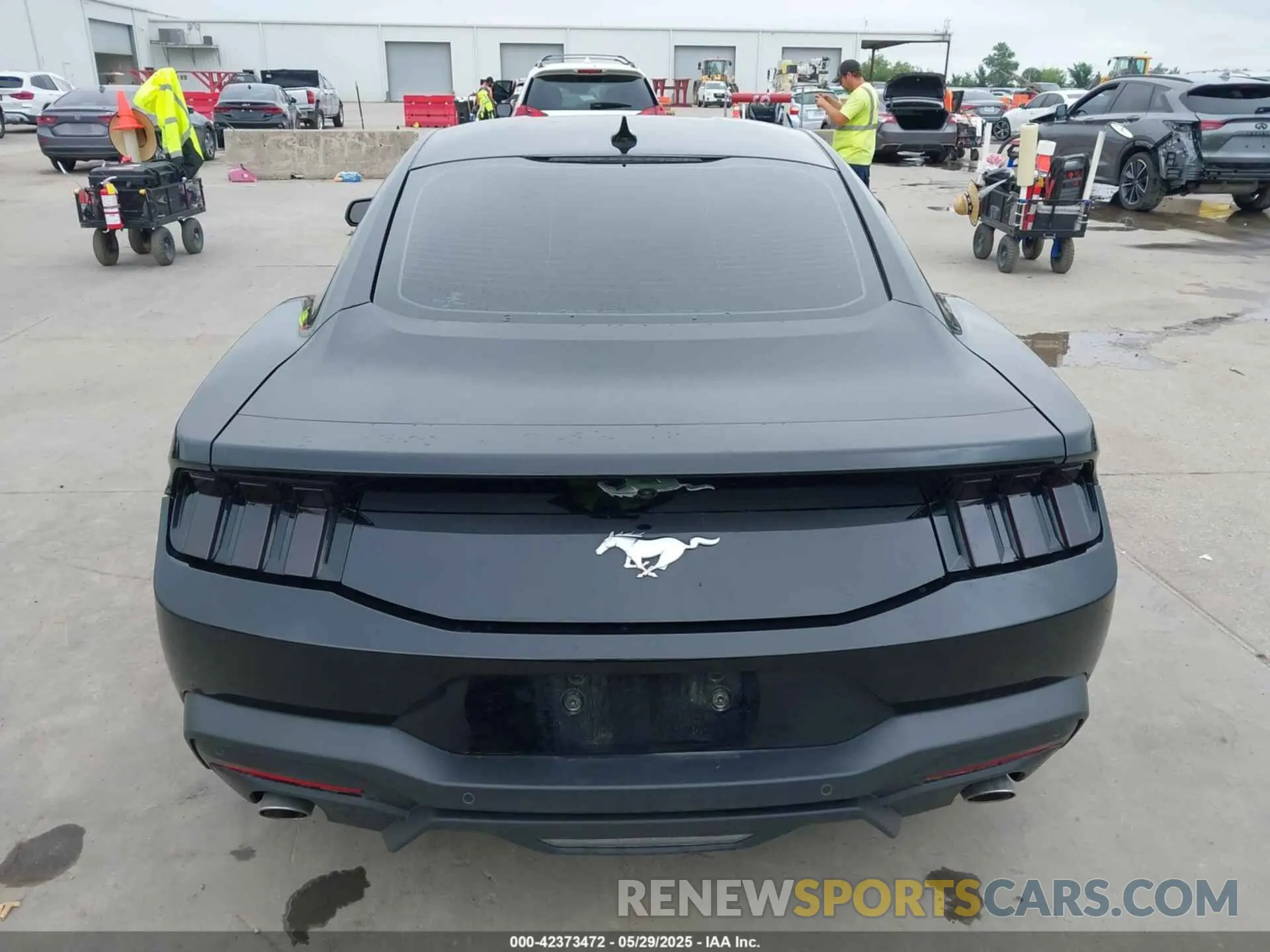 16 Photograph of a damaged car 1FA6P8TH1R5105612 FORD MUSTANG 2024