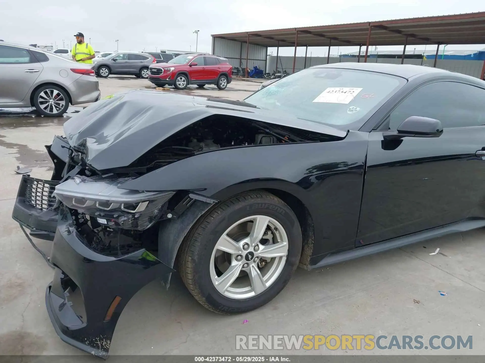 19 Photograph of a damaged car 1FA6P8TH1R5105612 FORD MUSTANG 2024
