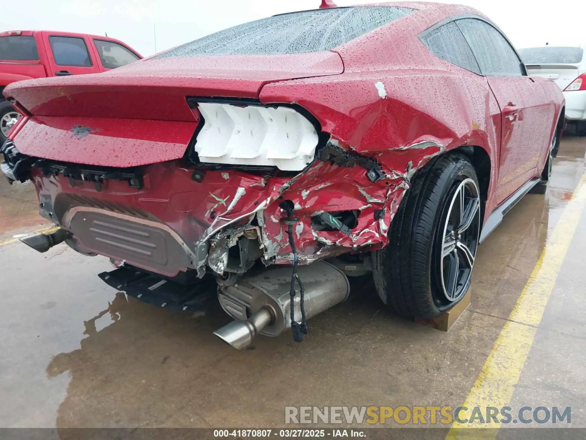 18 Photograph of a damaged car 1FA6P8TH1R5118456 FORD MUSTANG 2024