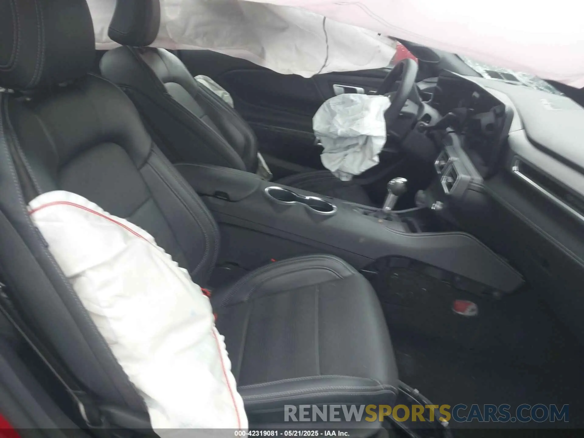 5 Photograph of a damaged car 1FA6P8TH1R5137895 FORD MUSTANG 2024