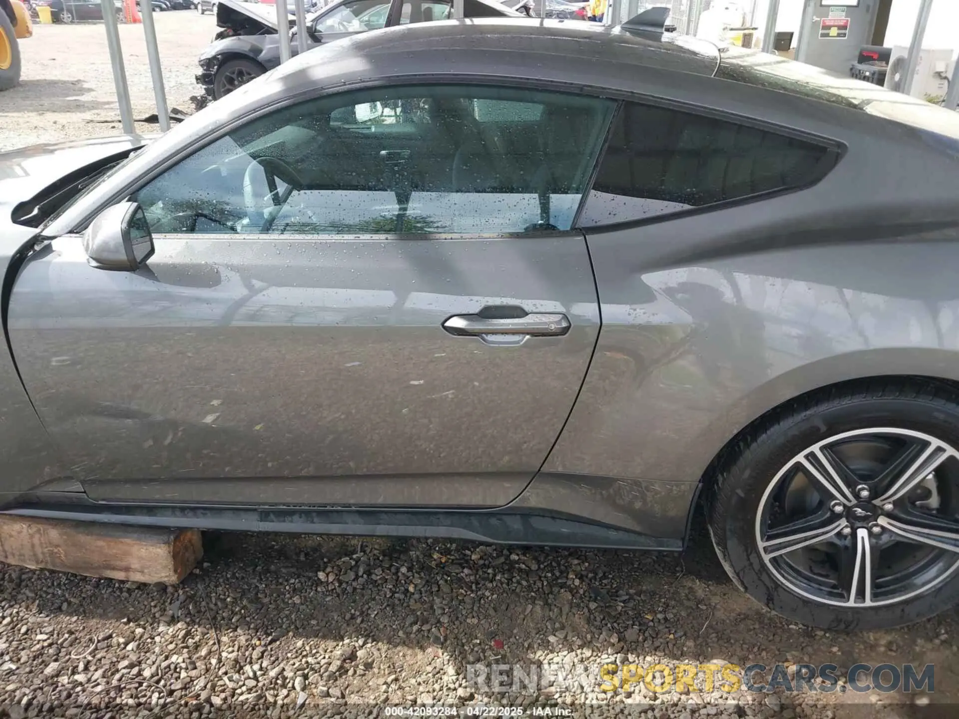 15 Photograph of a damaged car 1FA6P8TH1R5143311 FORD MUSTANG 2024