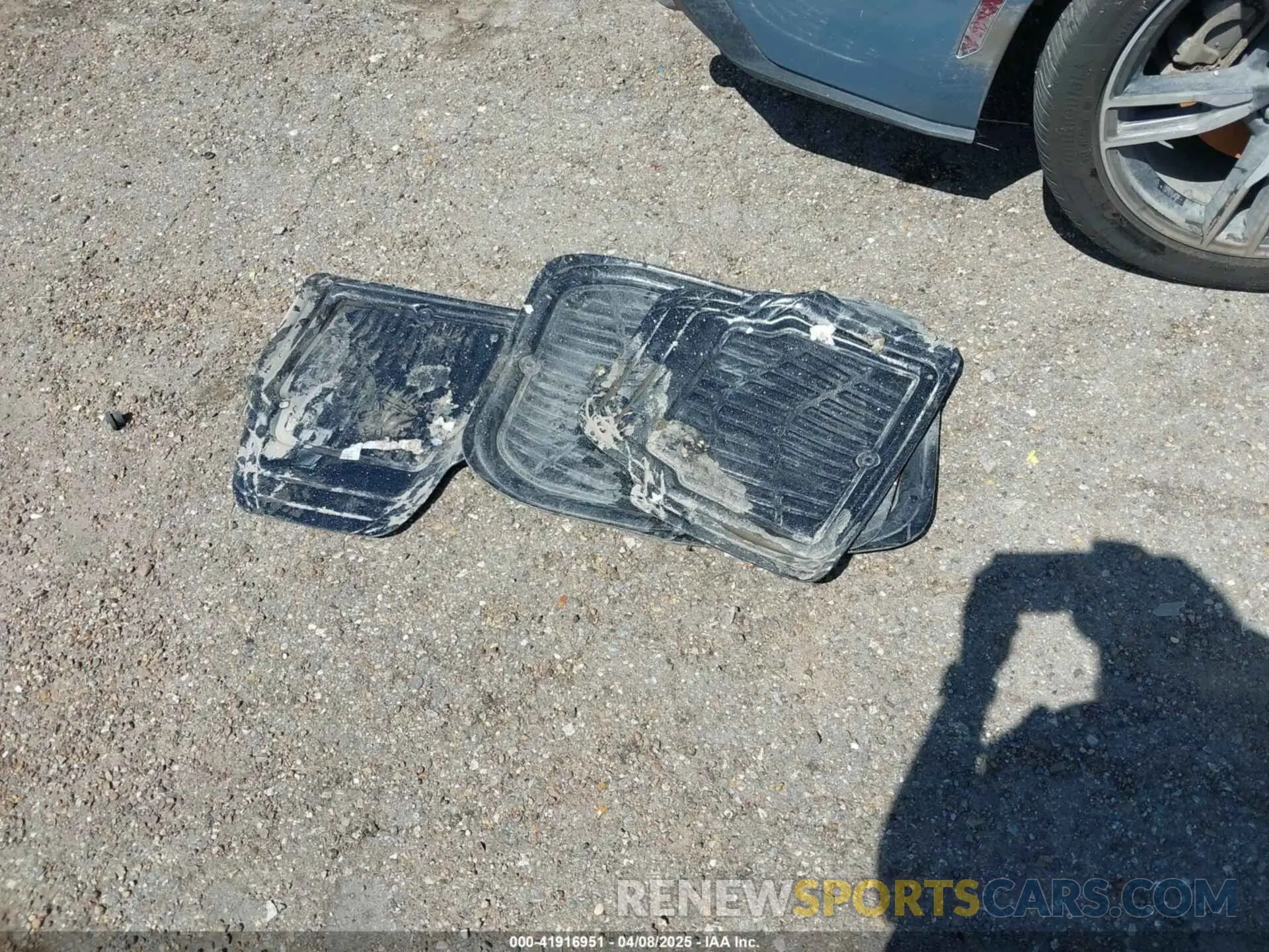 12 Photograph of a damaged car 1FA6P8TH3R5109807 FORD MUSTANG 2024