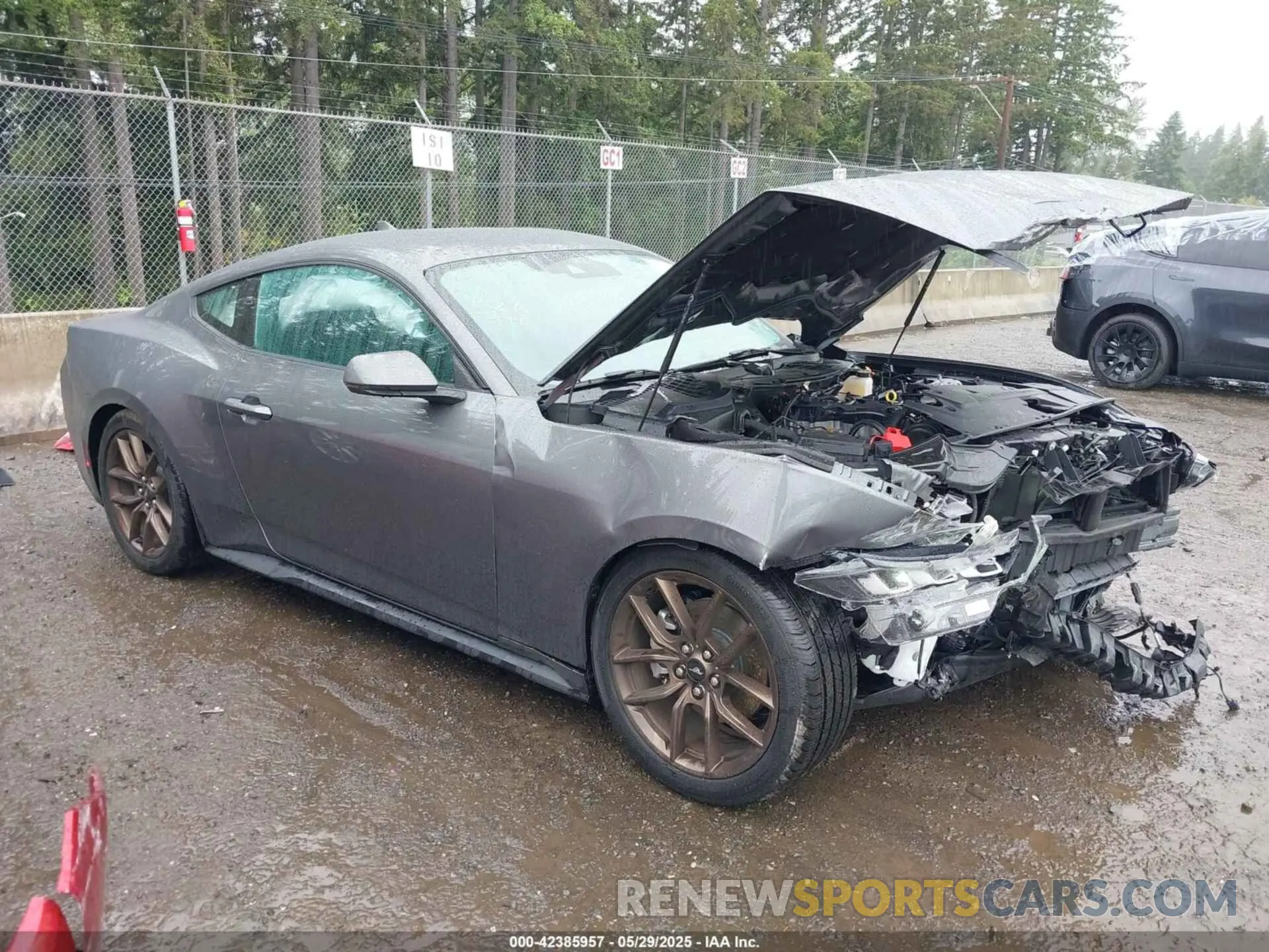 1 Photograph of a damaged car 1FA6P8TH3R5138045 FORD MUSTANG 2024