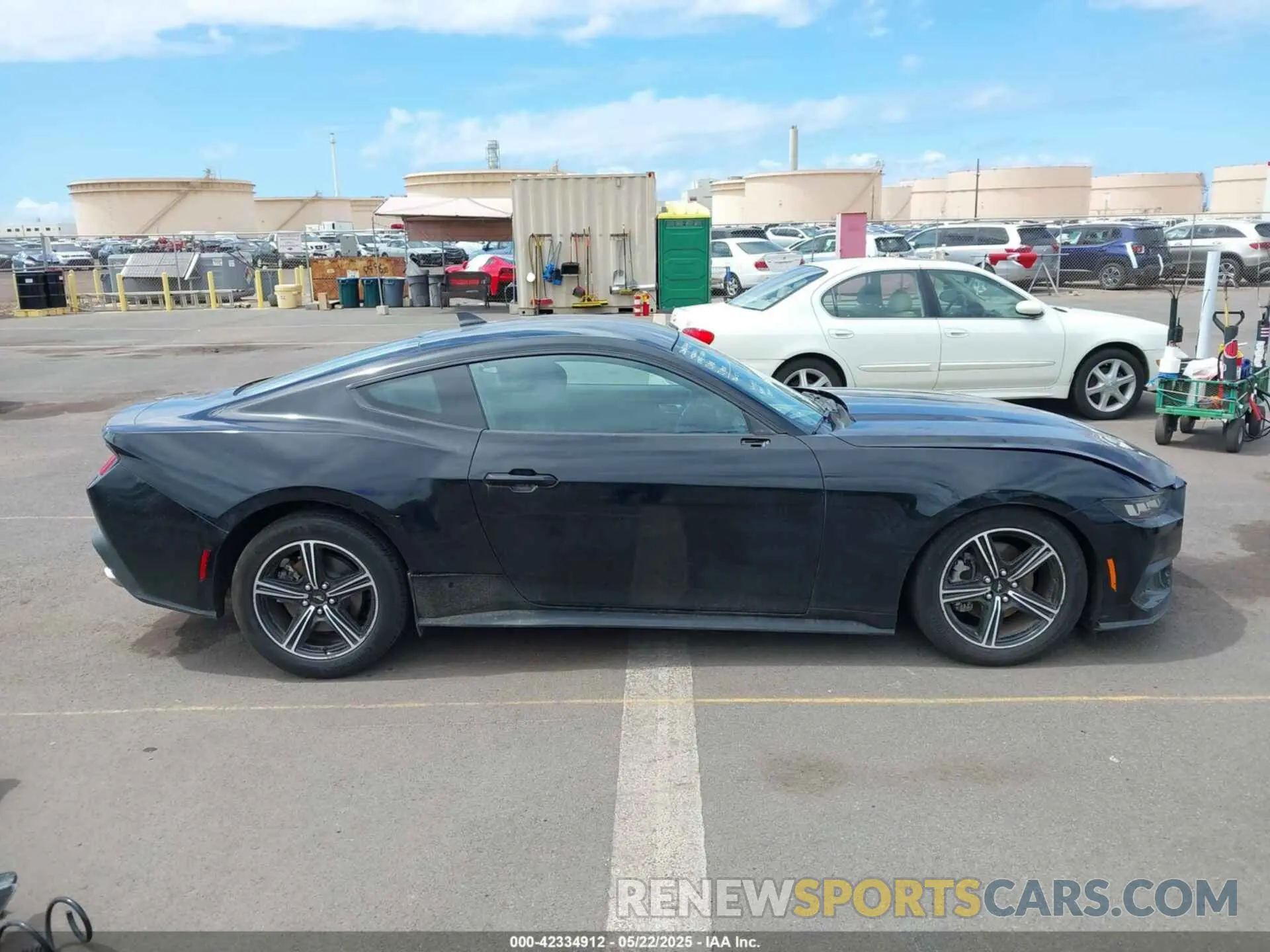 14 Photograph of a damaged car 1FA6P8TH3R5138370 FORD MUSTANG 2024