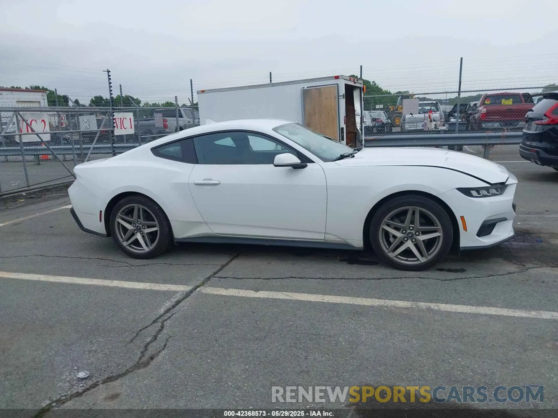 13 Photograph of a damaged car 1FA6P8TH4R5118175 FORD MUSTANG 2024