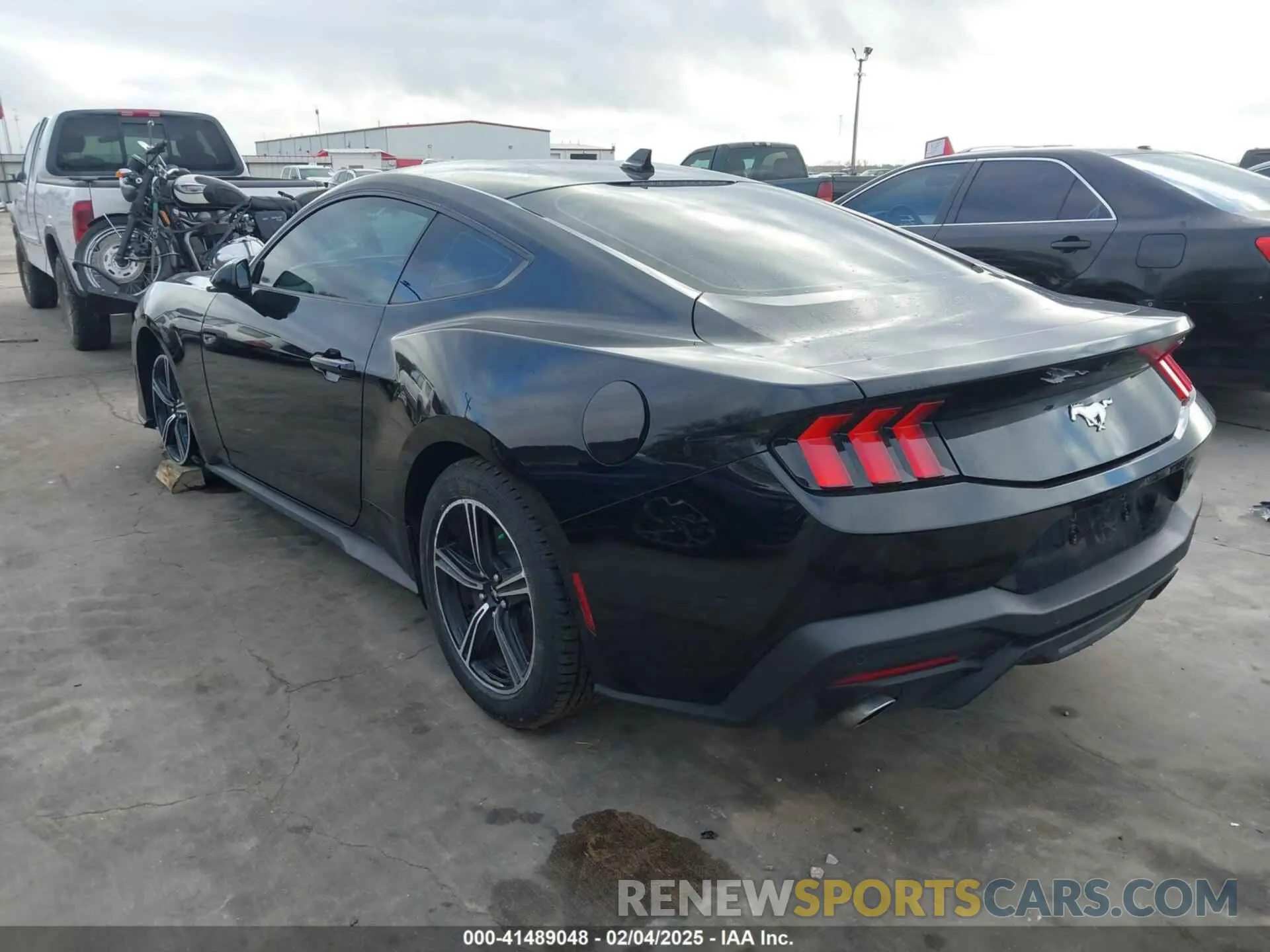3 Photograph of a damaged car 1FA6P8TH8R5118535 FORD MUSTANG 2024