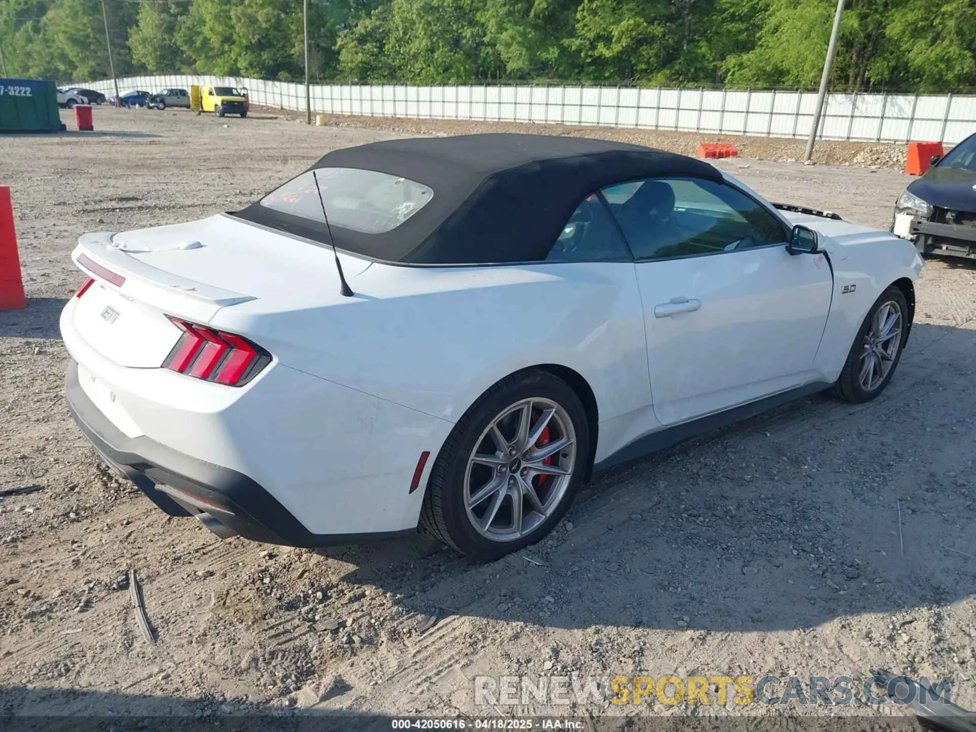 4 Photograph of a damaged car 1FAGP8FF1R5114180 FORD MUSTANG 2024
