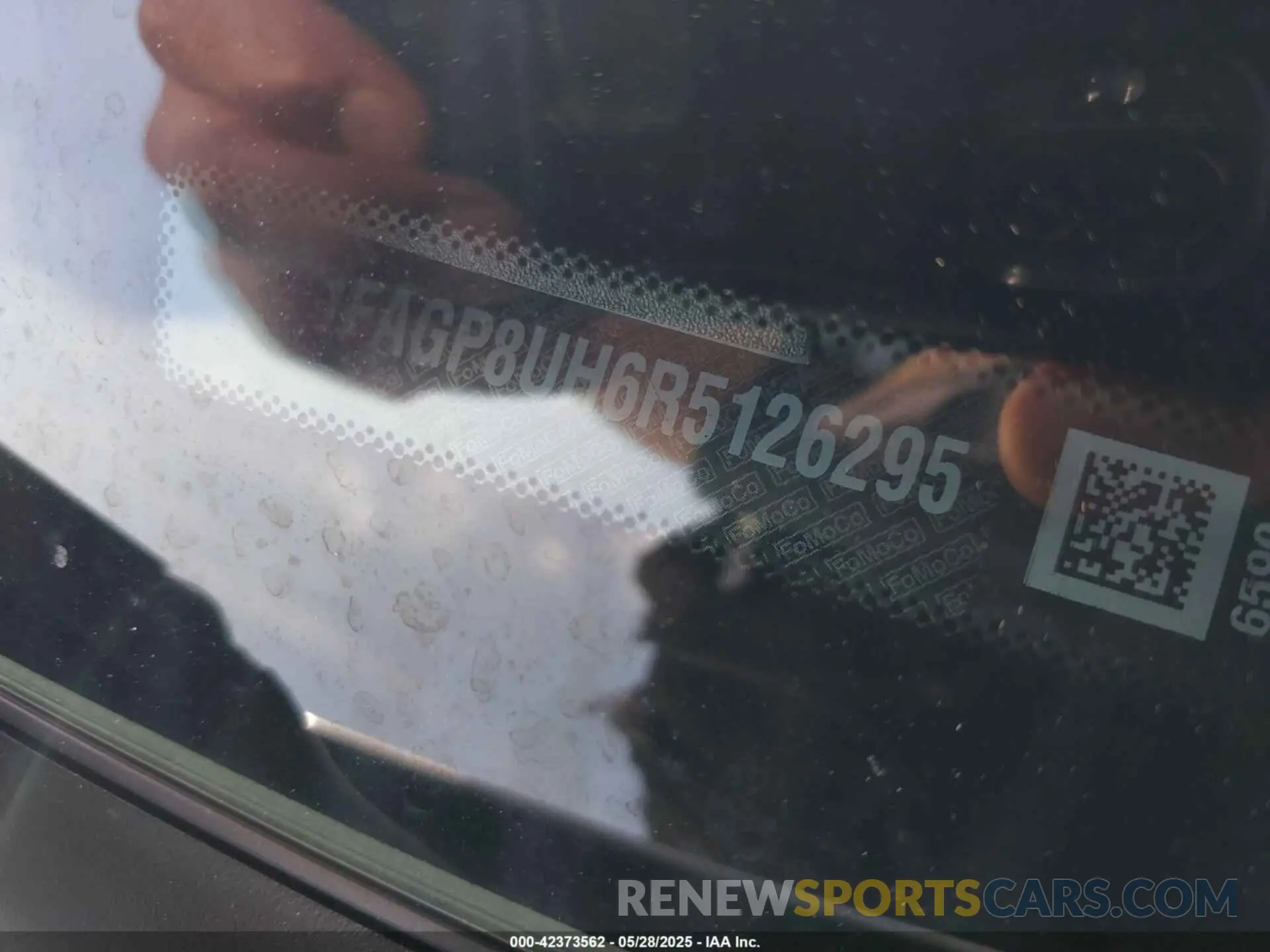 9 Photograph of a damaged car 1FAGP8UH6R5126295 FORD MUSTANG 2024
