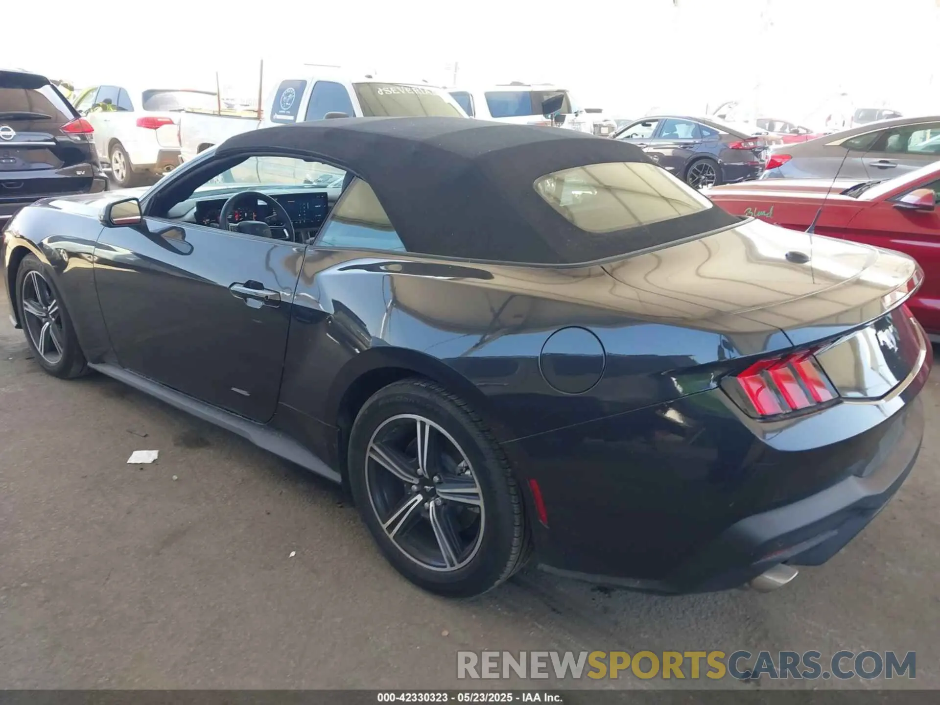 3 Photograph of a damaged car 1FAGP8UH8R5141686 FORD MUSTANG 2024