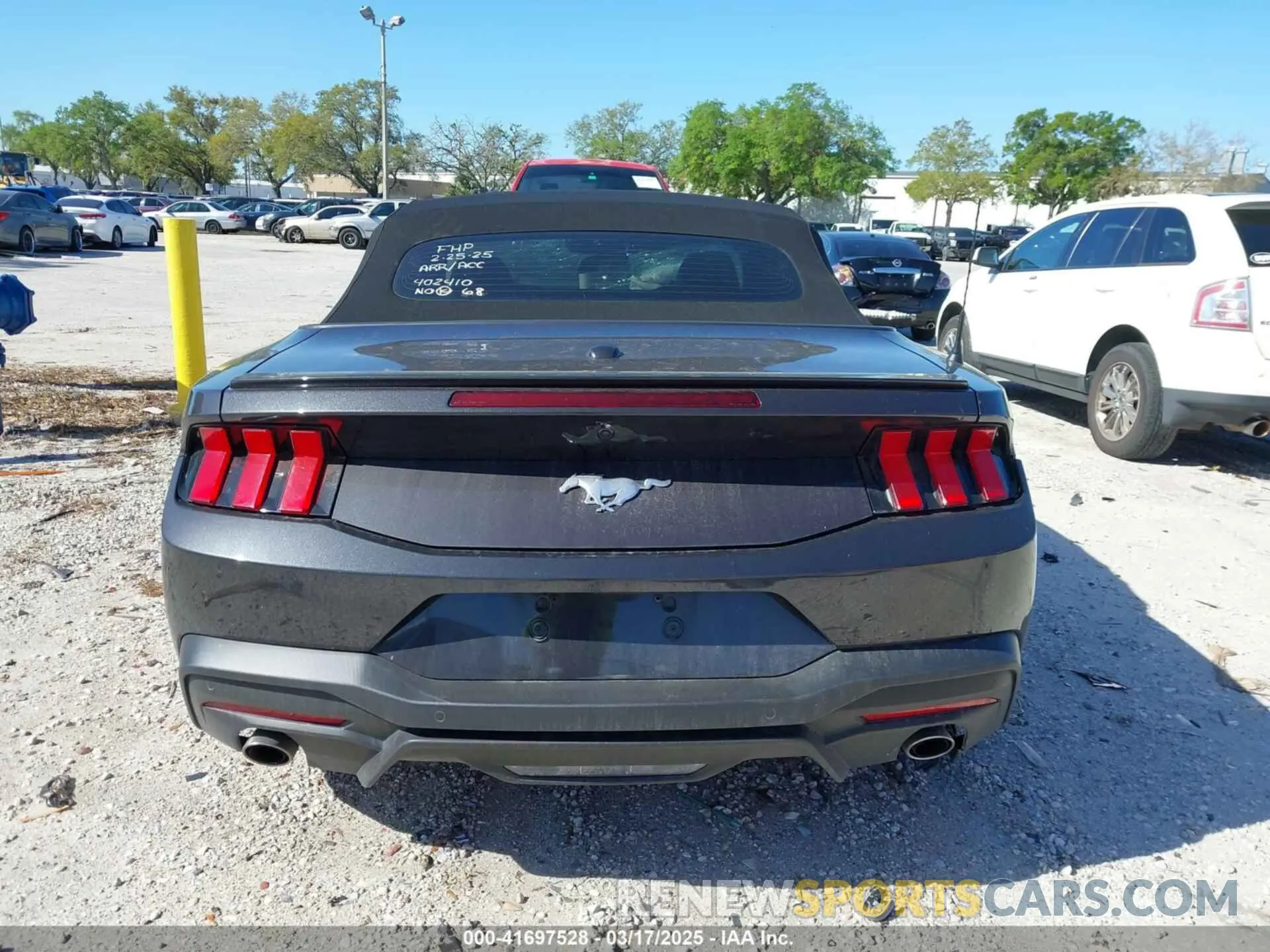 16 Photograph of a damaged car 1FAGP8UH9R5112553 FORD MUSTANG 2024
