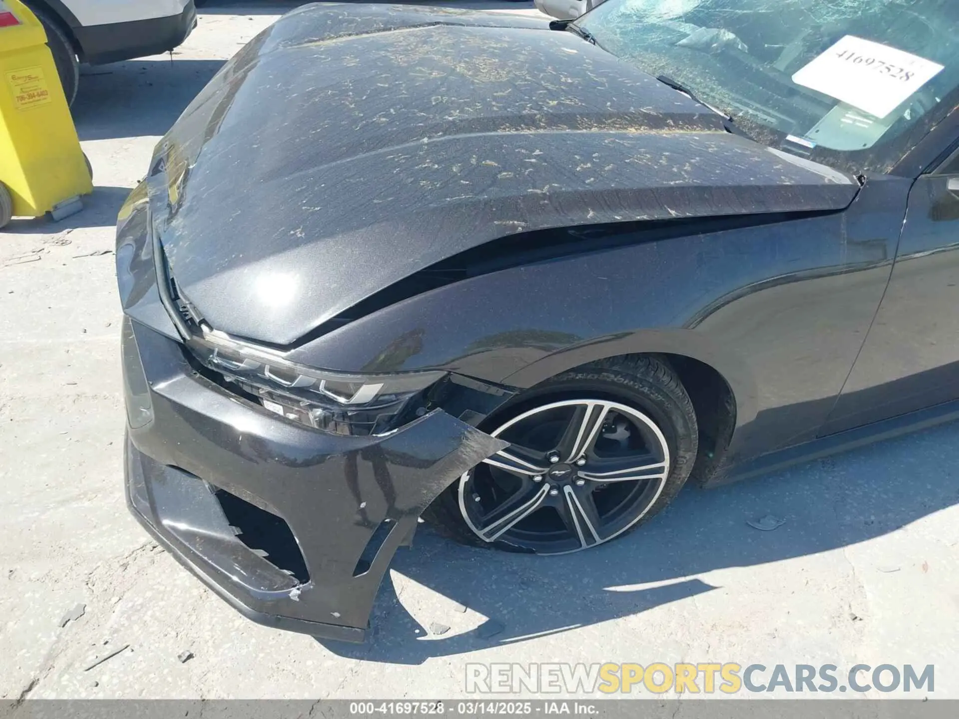 18 Photograph of a damaged car 1FAGP8UH9R5112553 FORD MUSTANG 2024