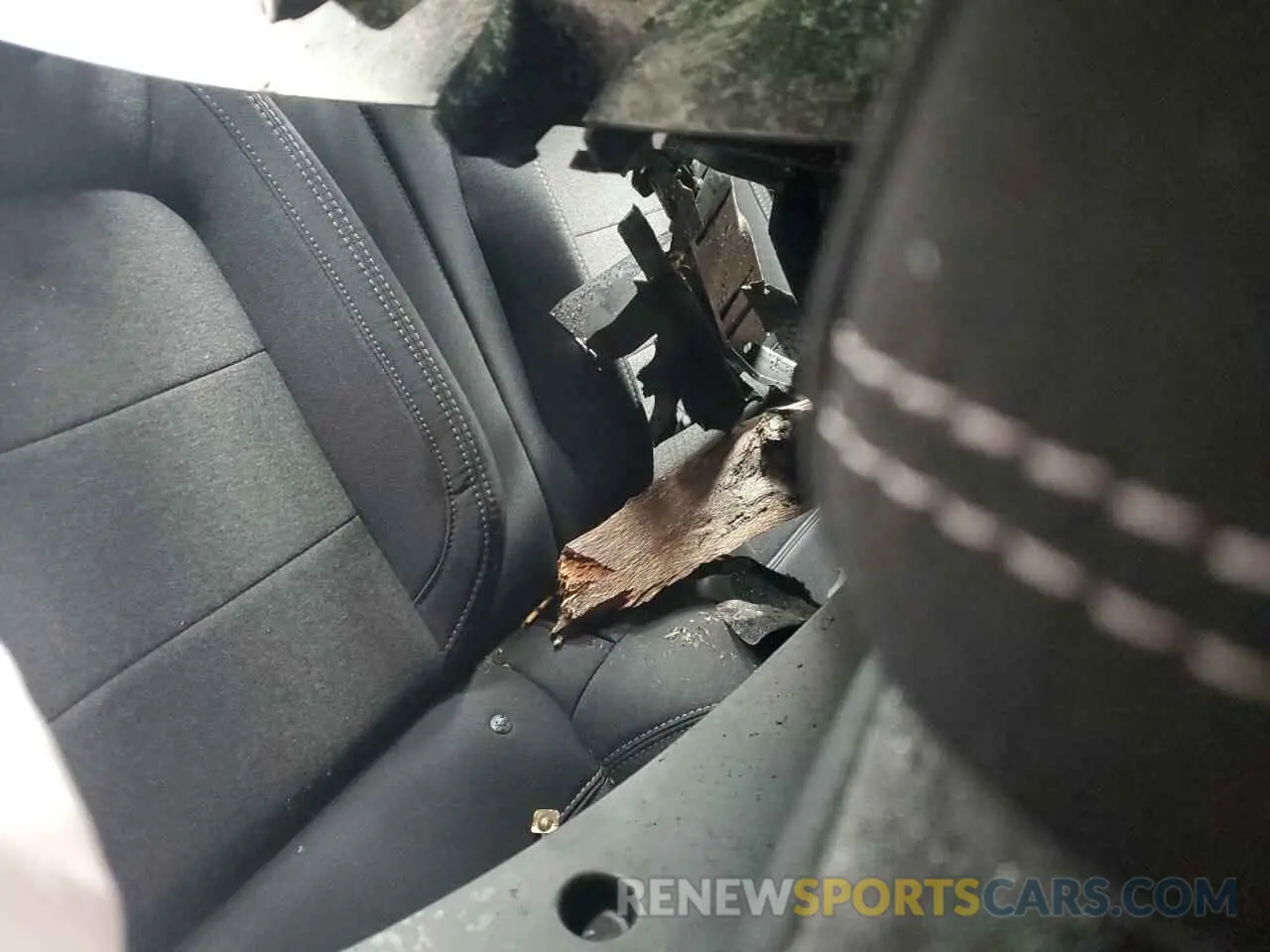 11 Photograph of a damaged car 1FA6P8CF1S5409334 FORD MUSTANG 2025
