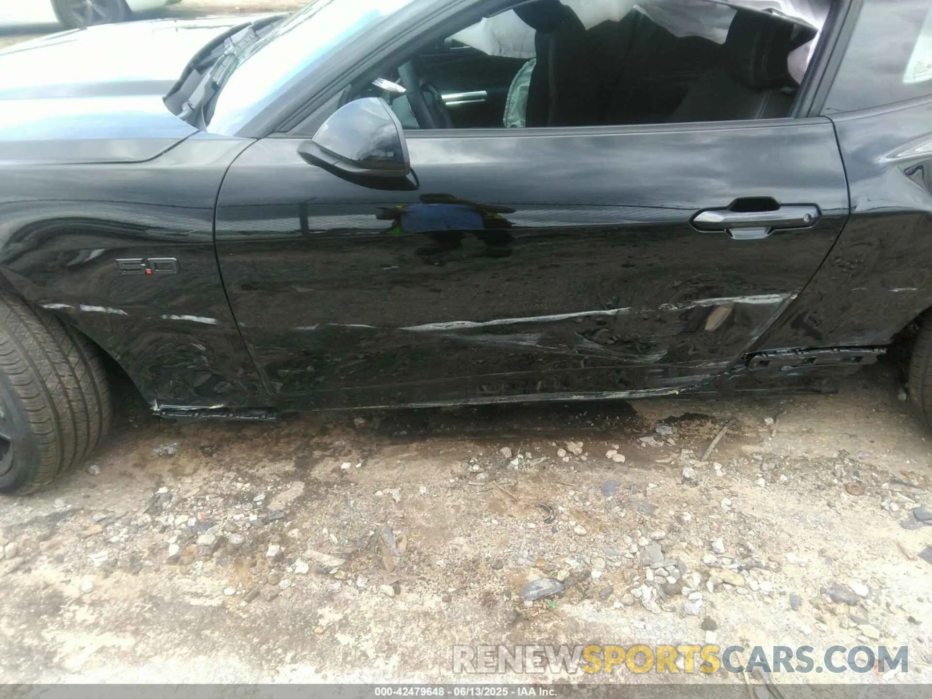 21 Photograph of a damaged car 1FA6P8CF4S5400563 FORD MUSTANG 2025